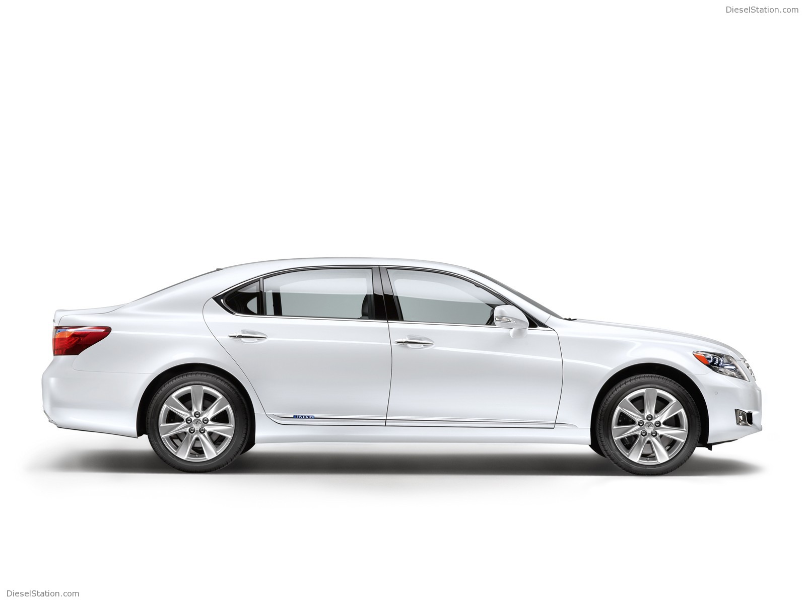 2010 Lexus LS 600h