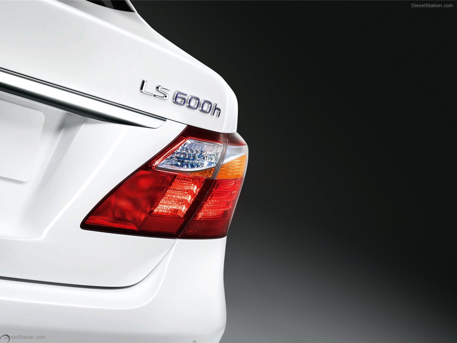 2010 Lexus LS 600h