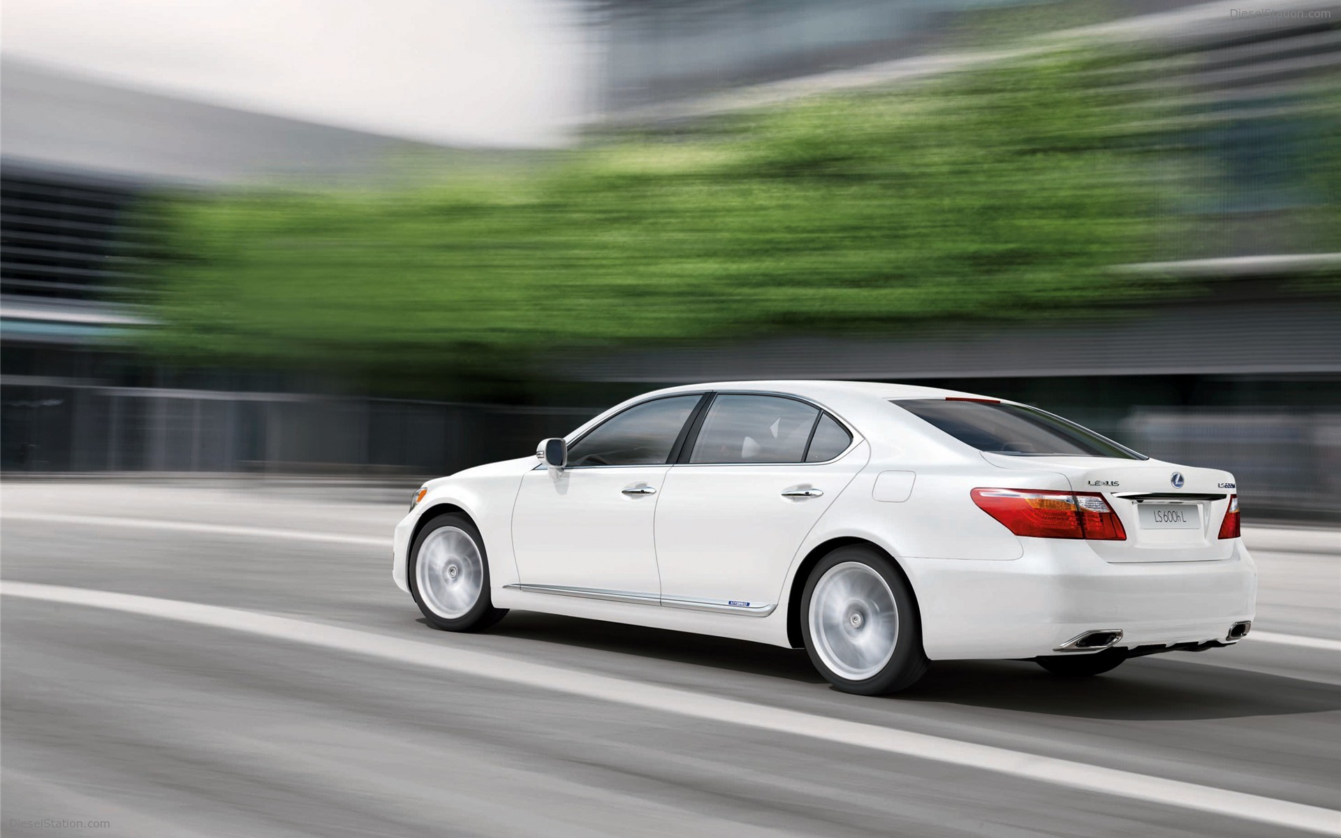 2010 Lexus LS 600h