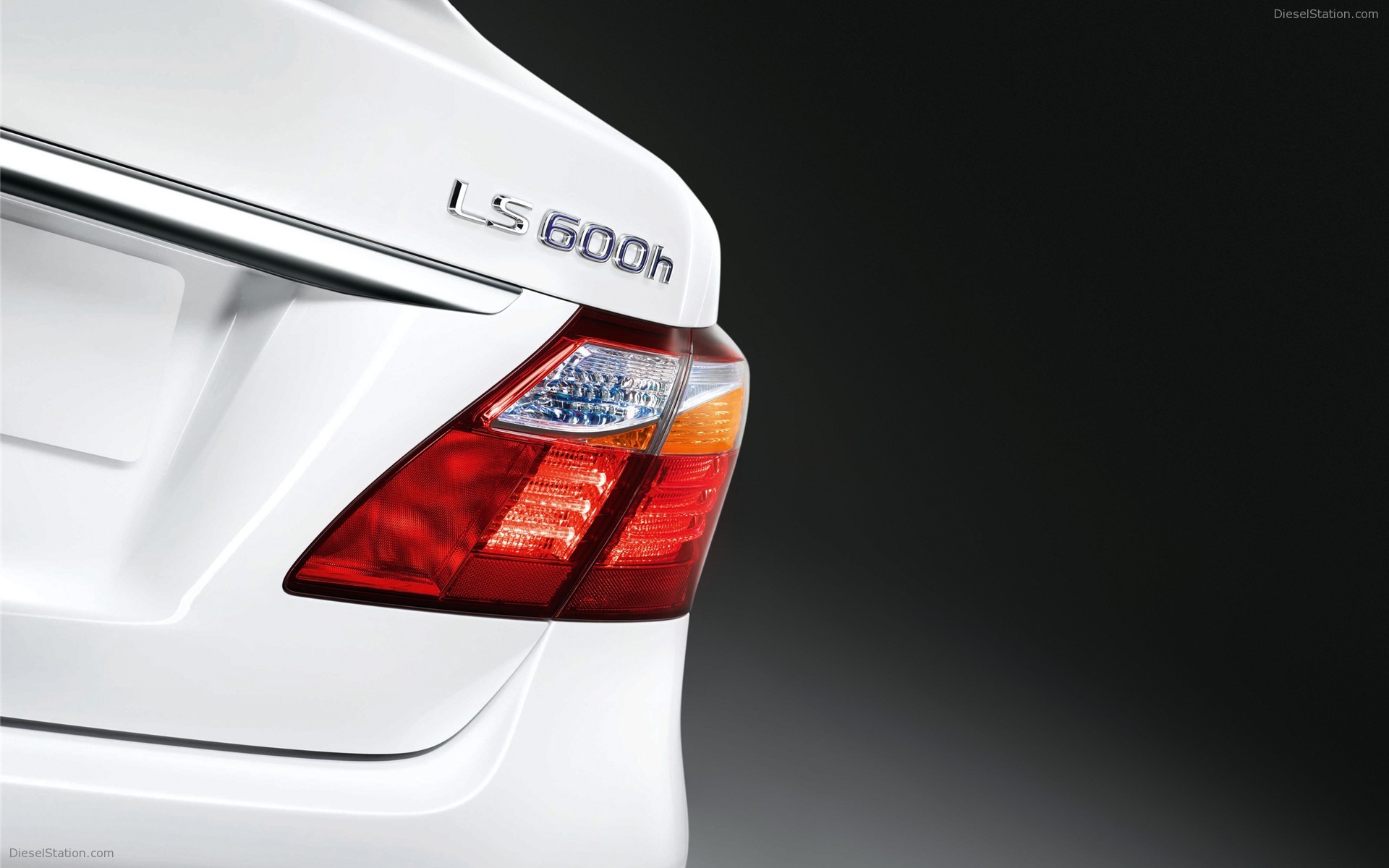 2010 Lexus LS 600h