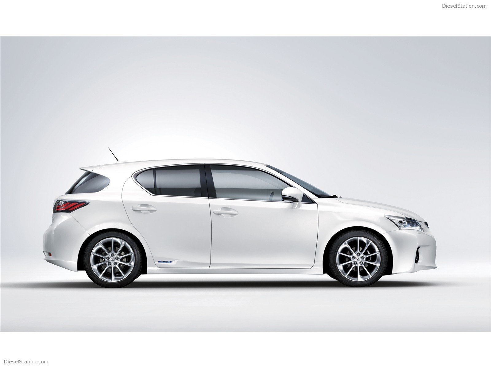 Lexus CT 200h 2011