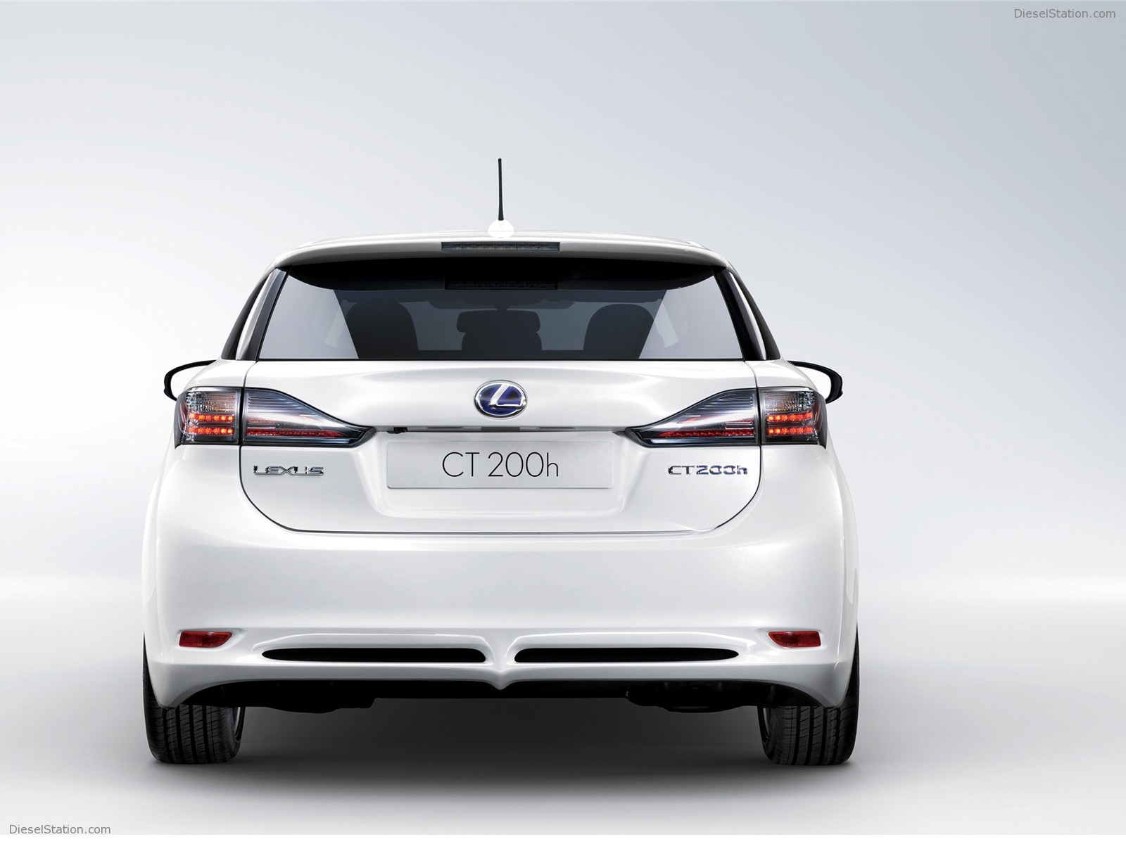Lexus CT 200h 2011