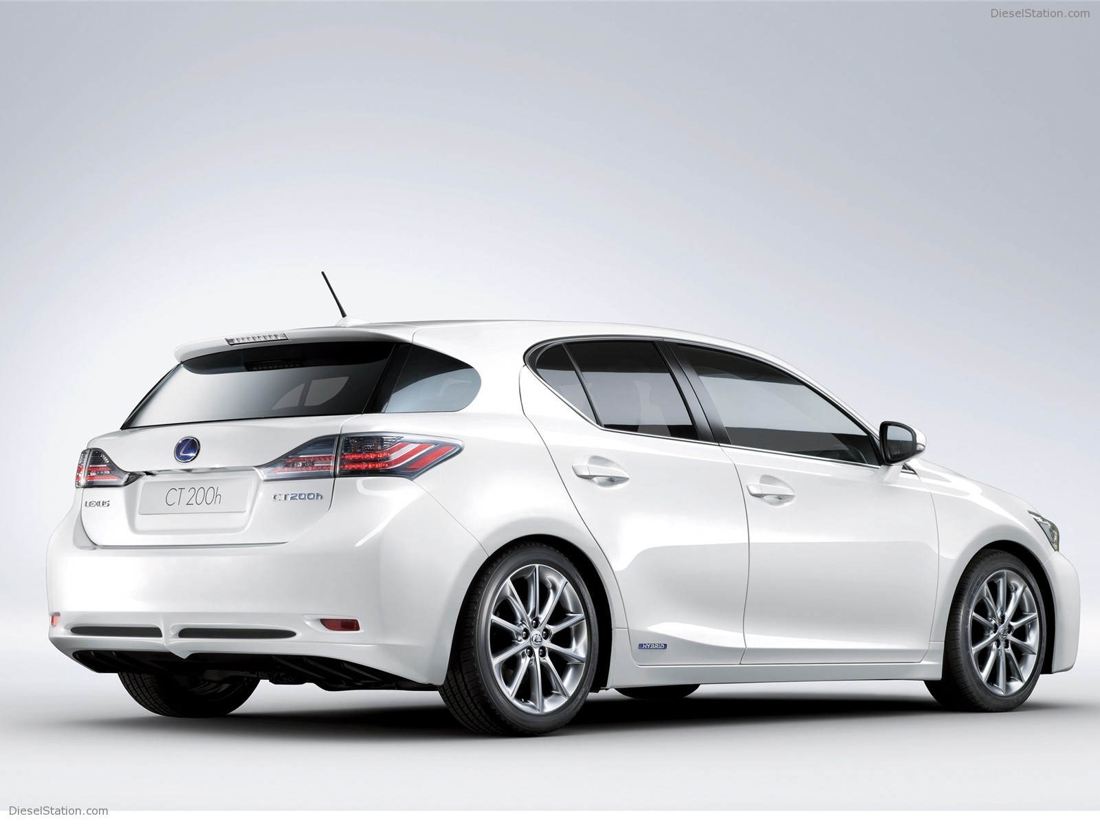 Lexus CT 200h 2011