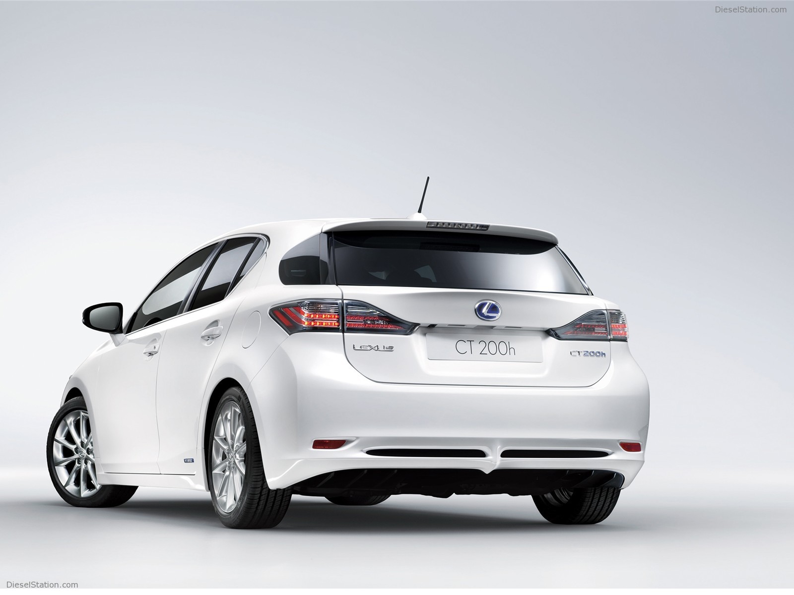 Lexus CT 200h 2011