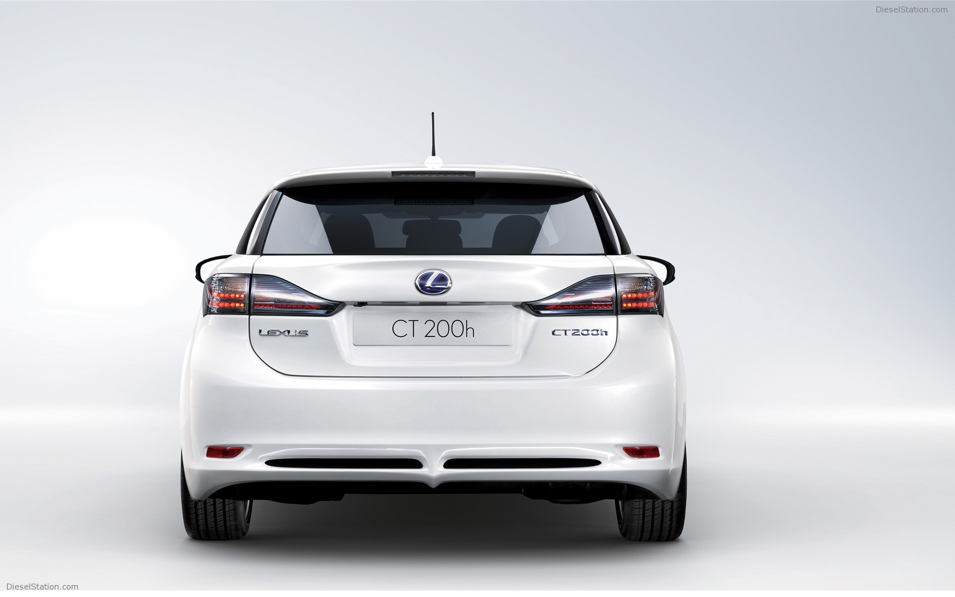 Lexus CT 200h 2011