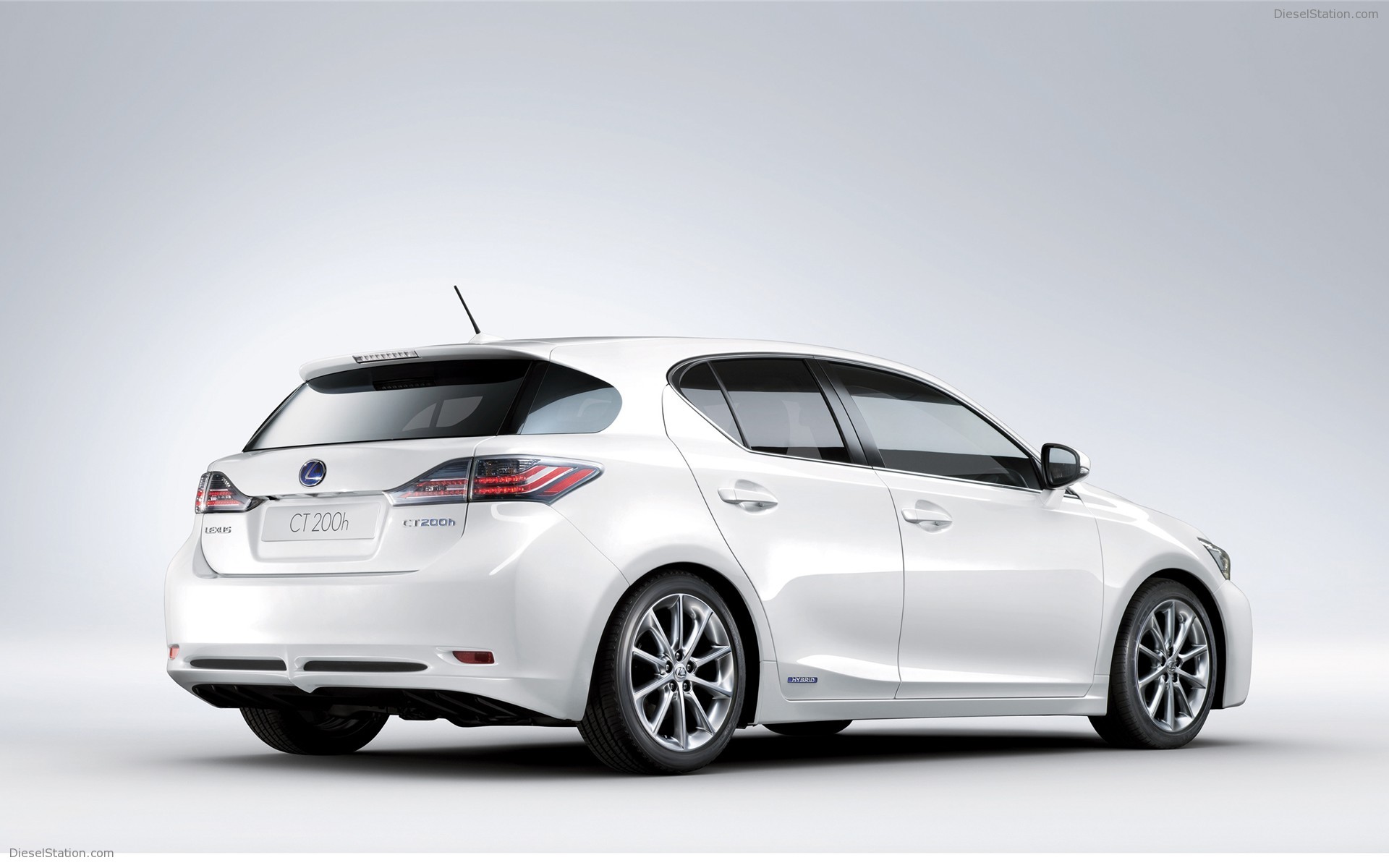 Lexus CT 200h 2011