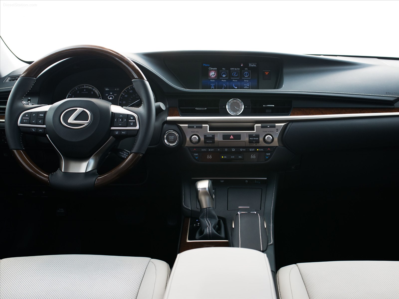 Lexus ES 350 2016