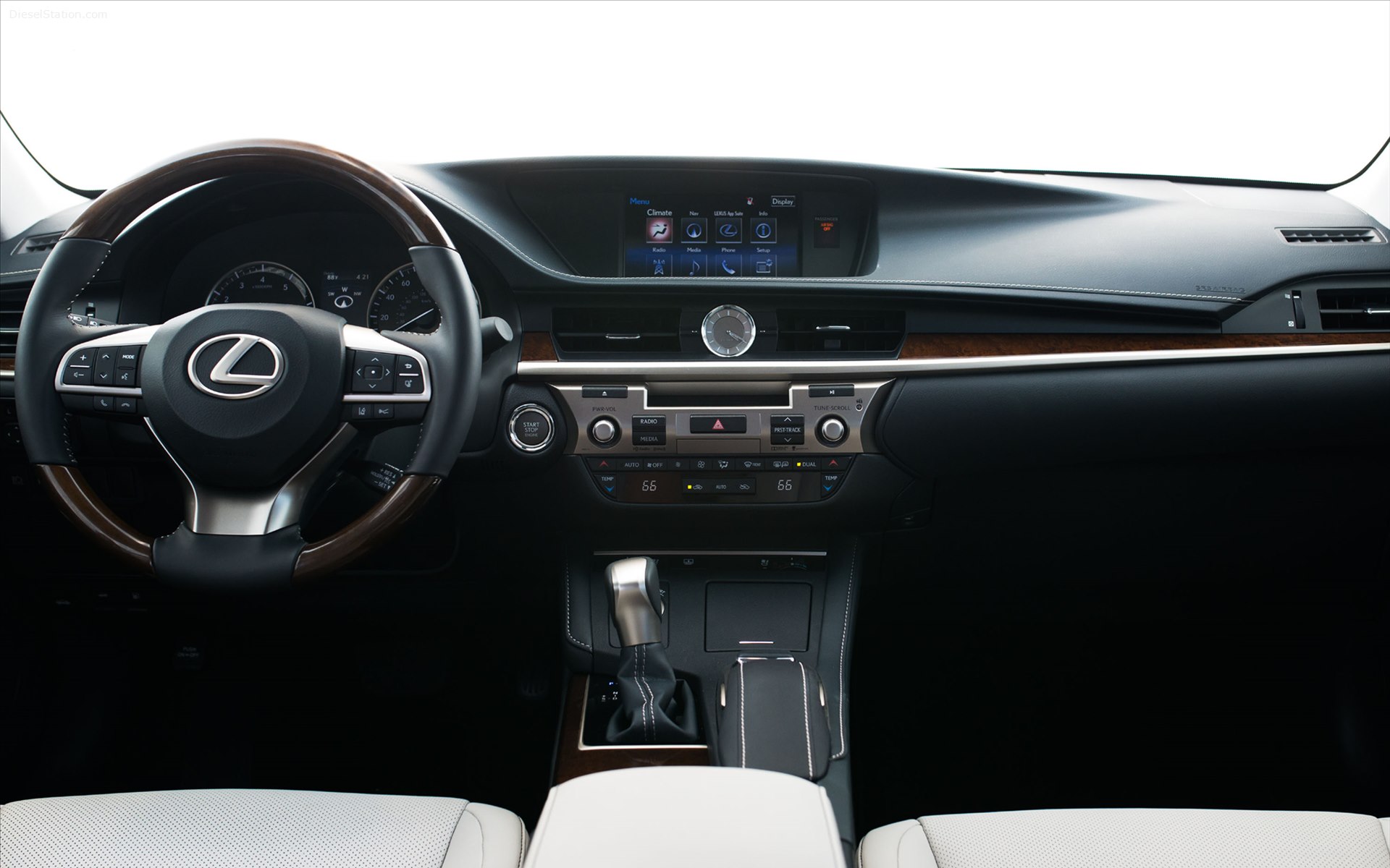 Lexus ES 350 2016