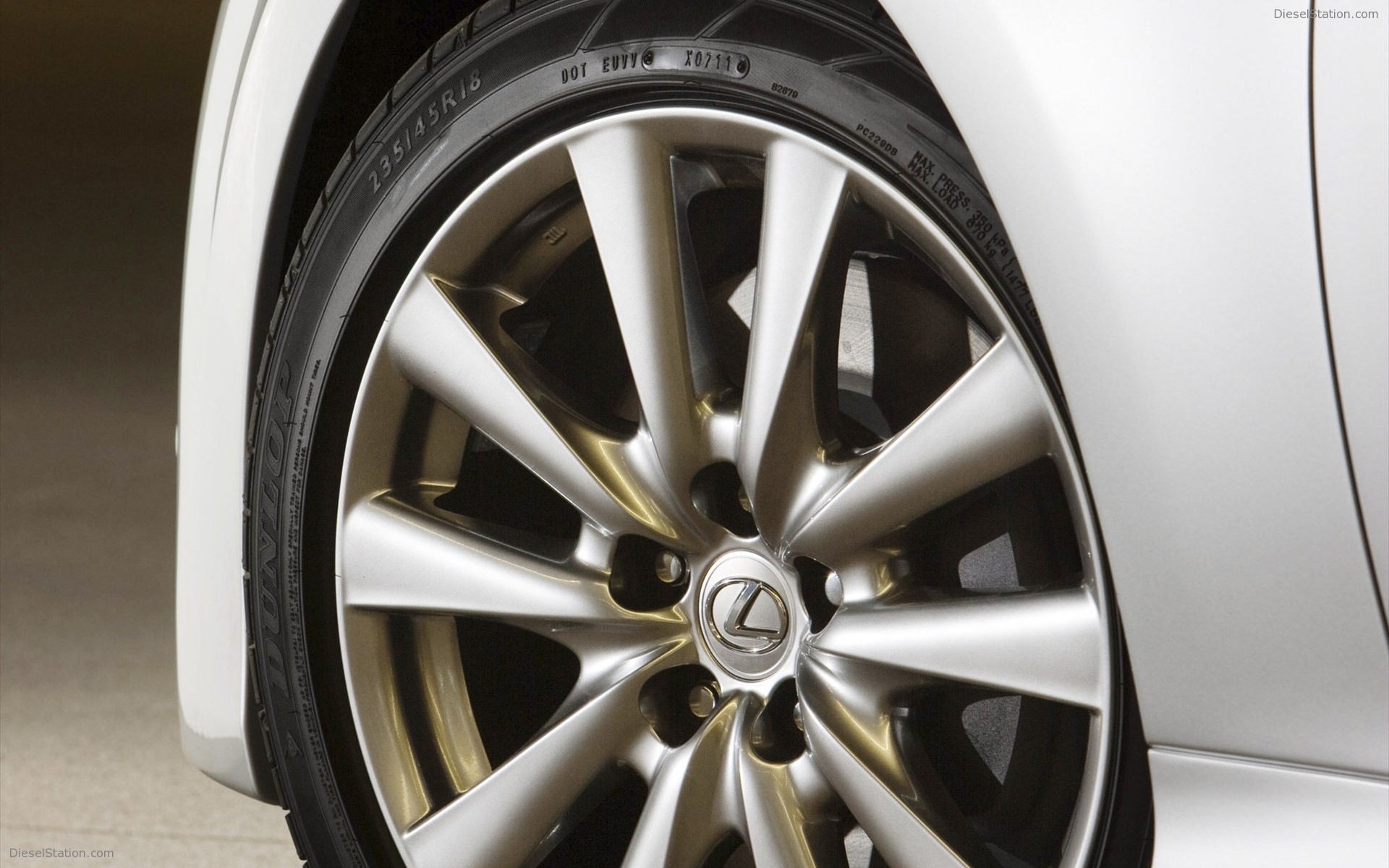 Lexus GS 450h 2013