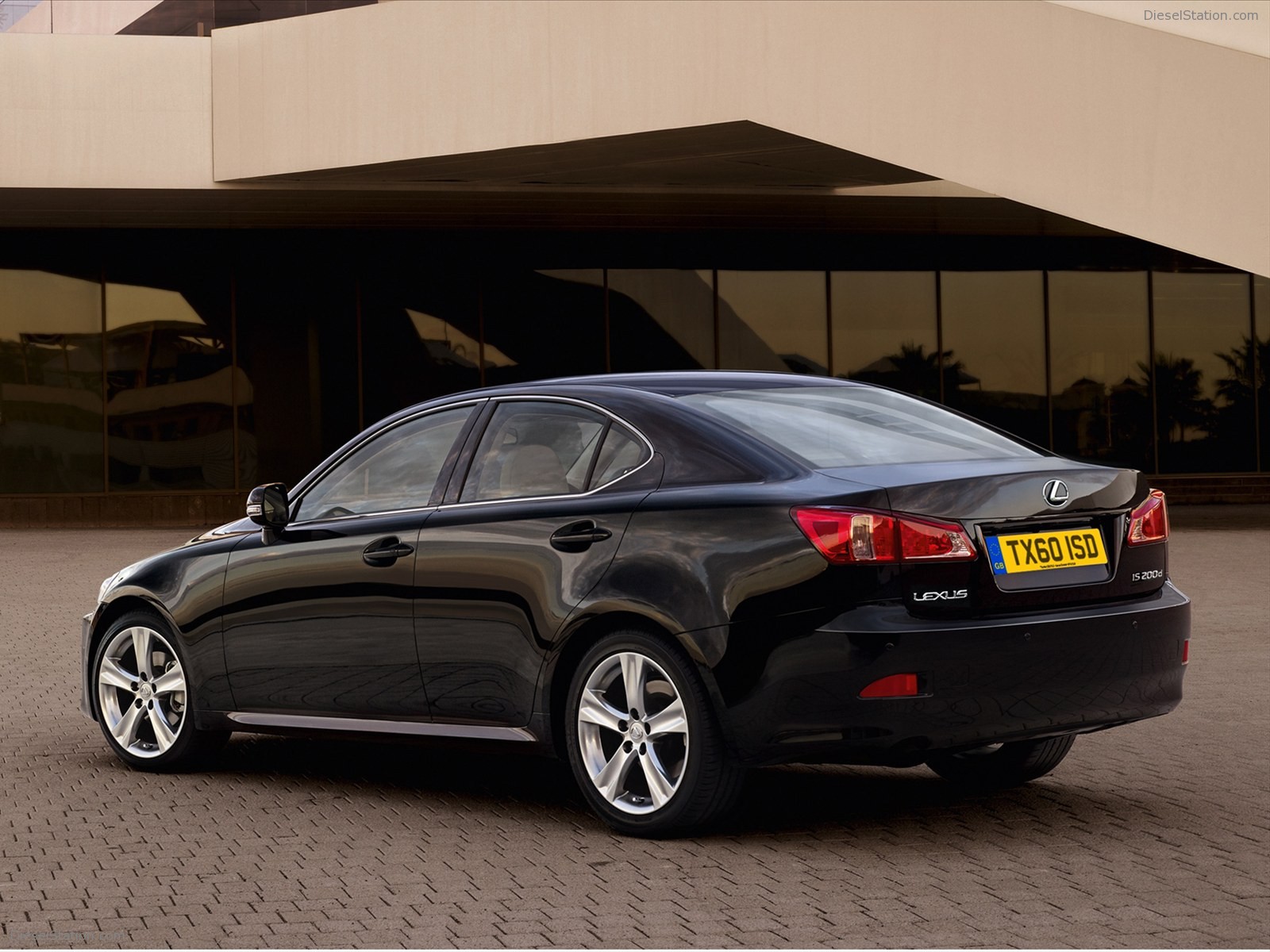 Lexus IS 200d 2011
