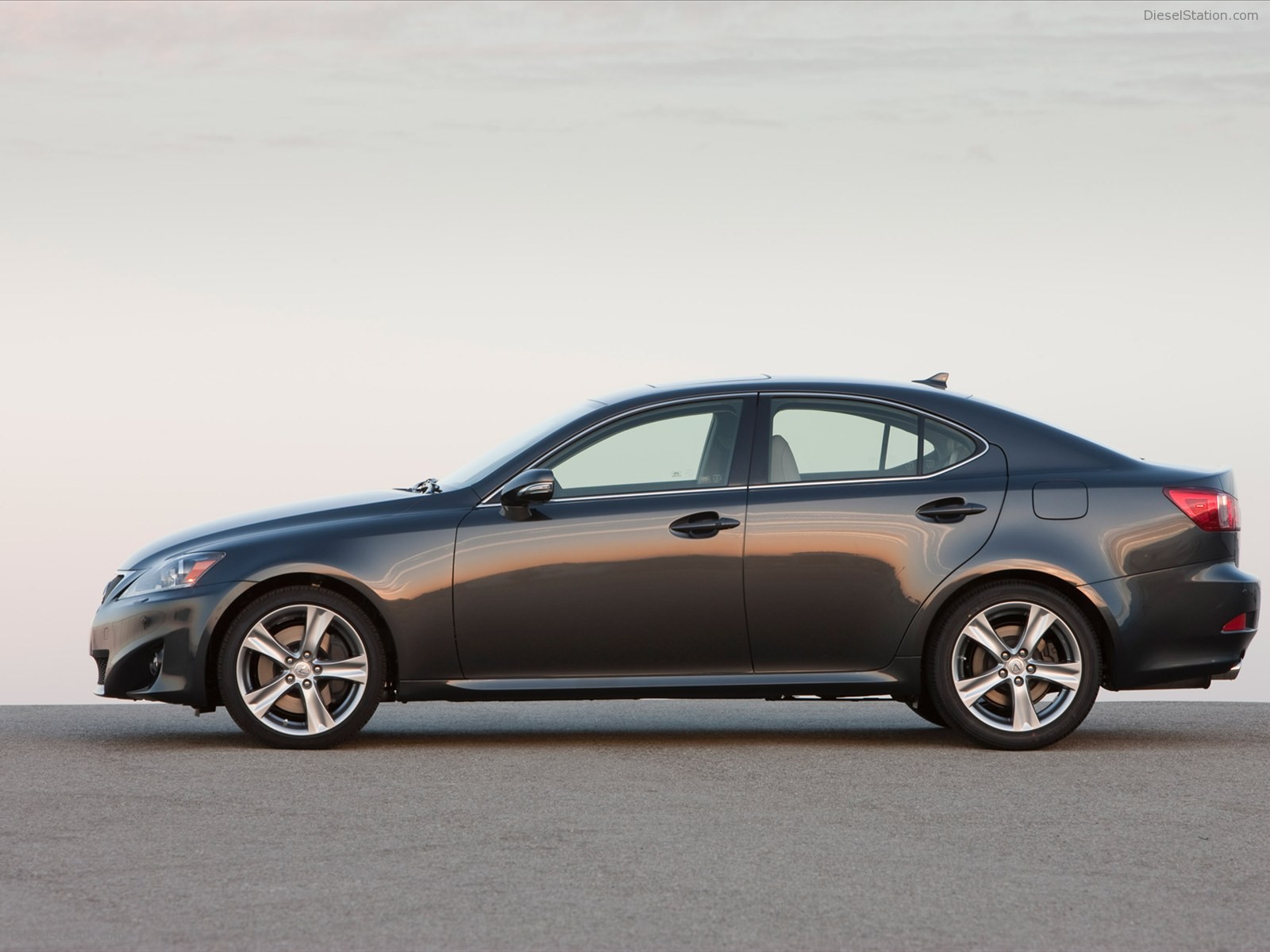 Lexus IS 350 F Sport 2011