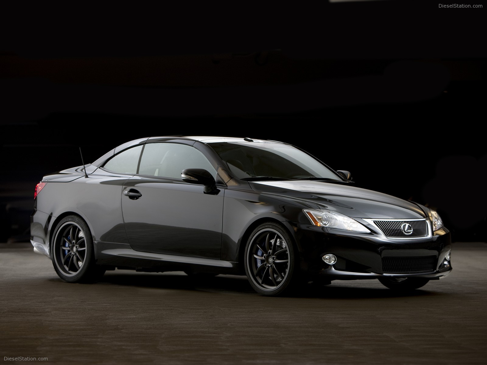 Lexus IS C gets the F-Sport Treatment