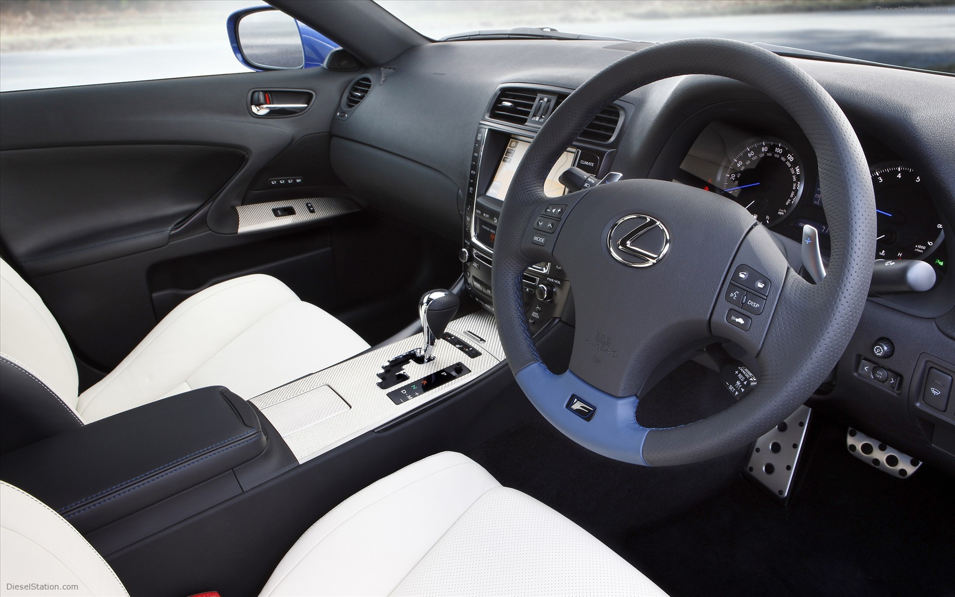 Lexus IS F 2010