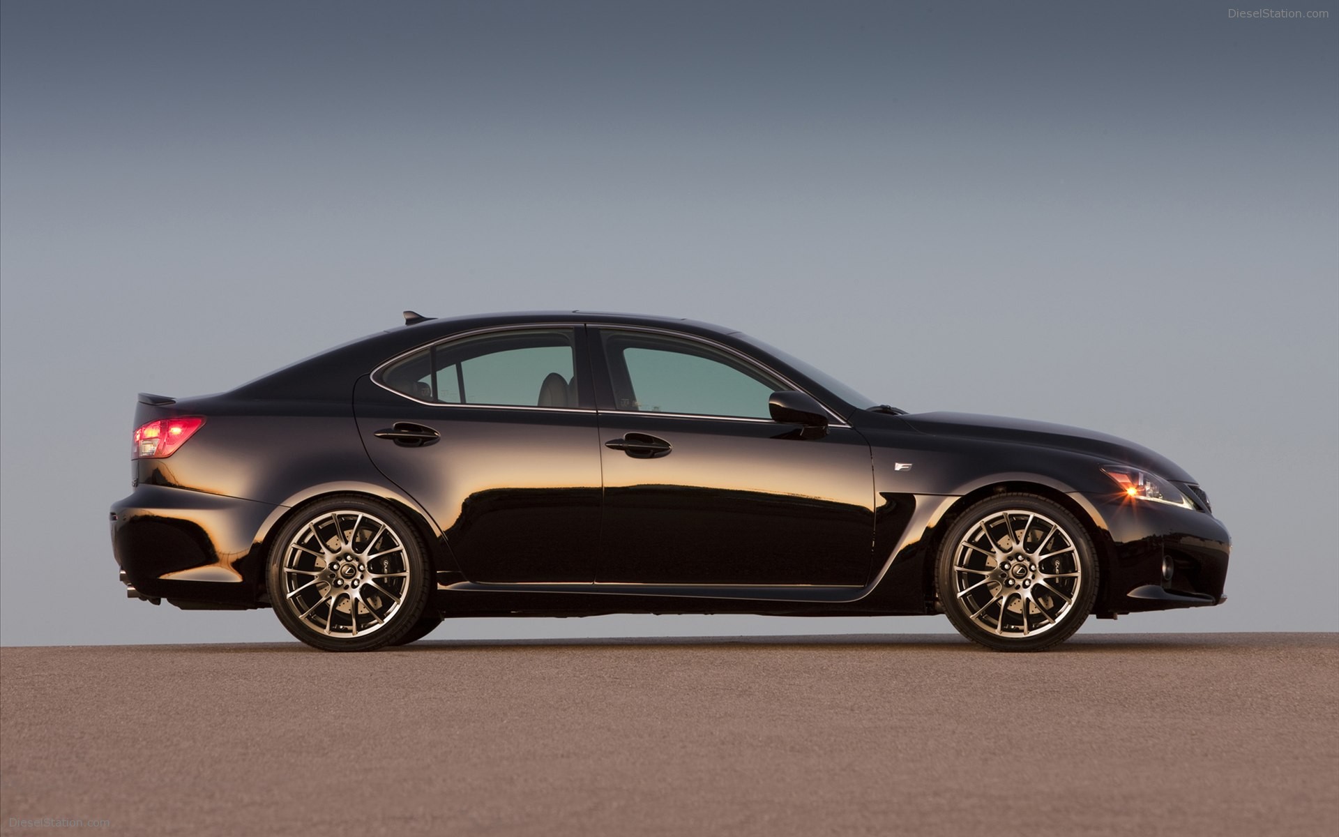Lexus IS F 2012