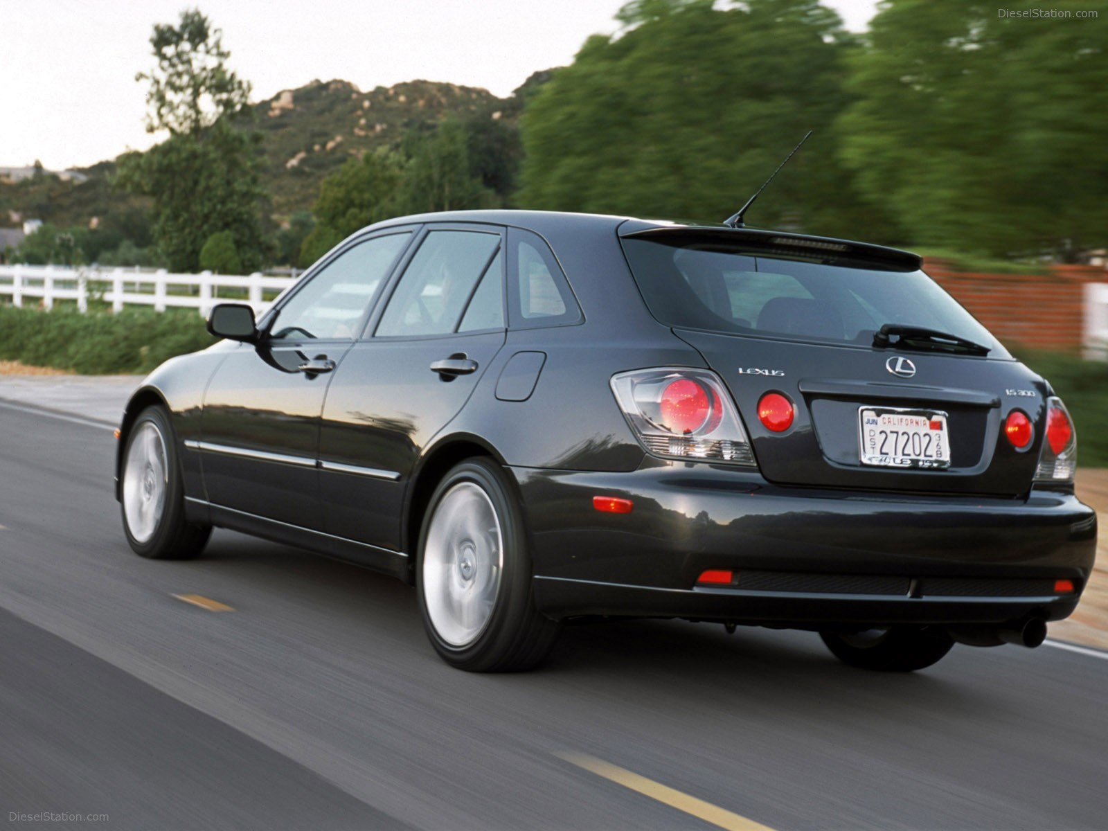 Lexus IS300