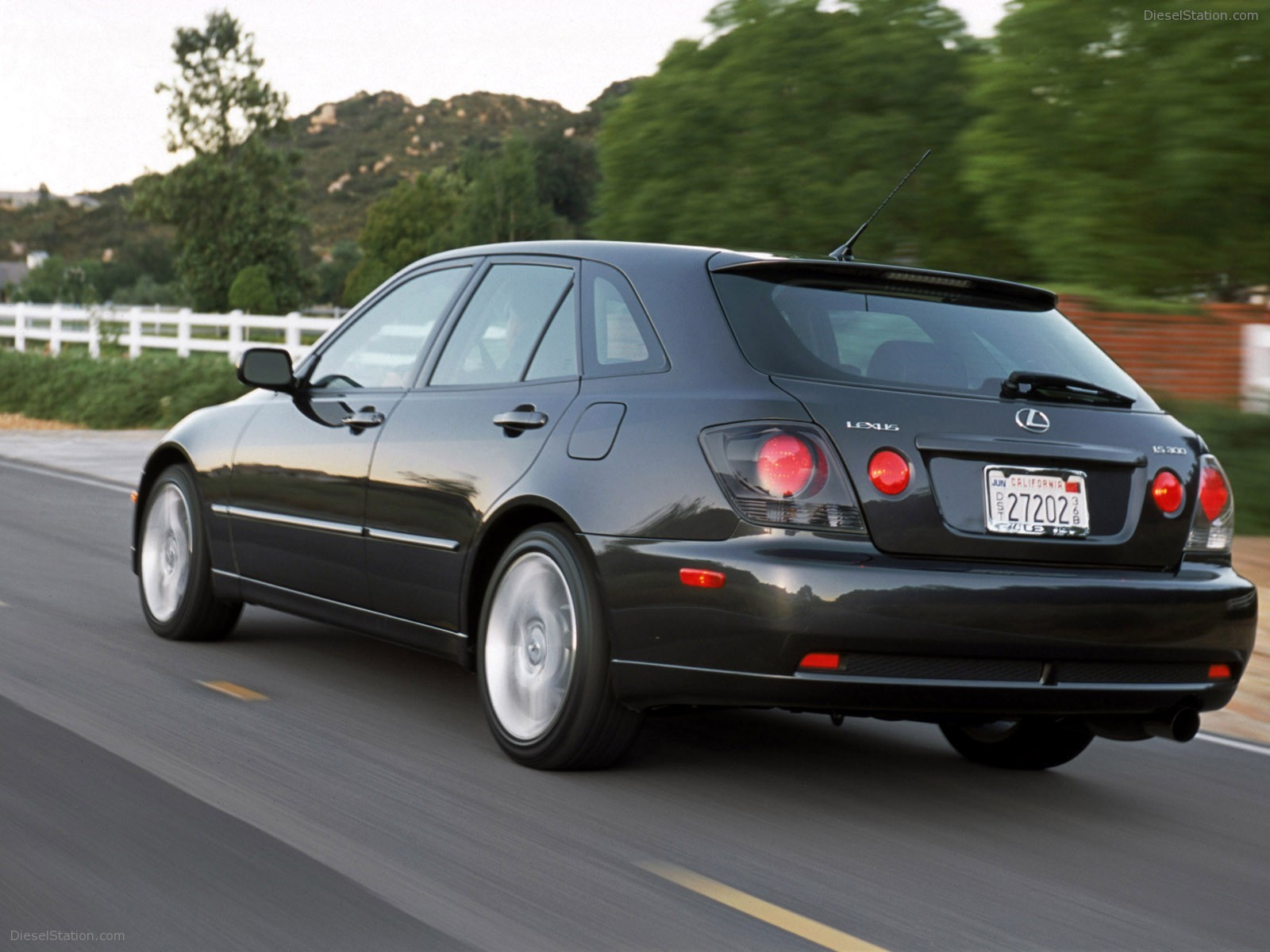 Lexus IS300