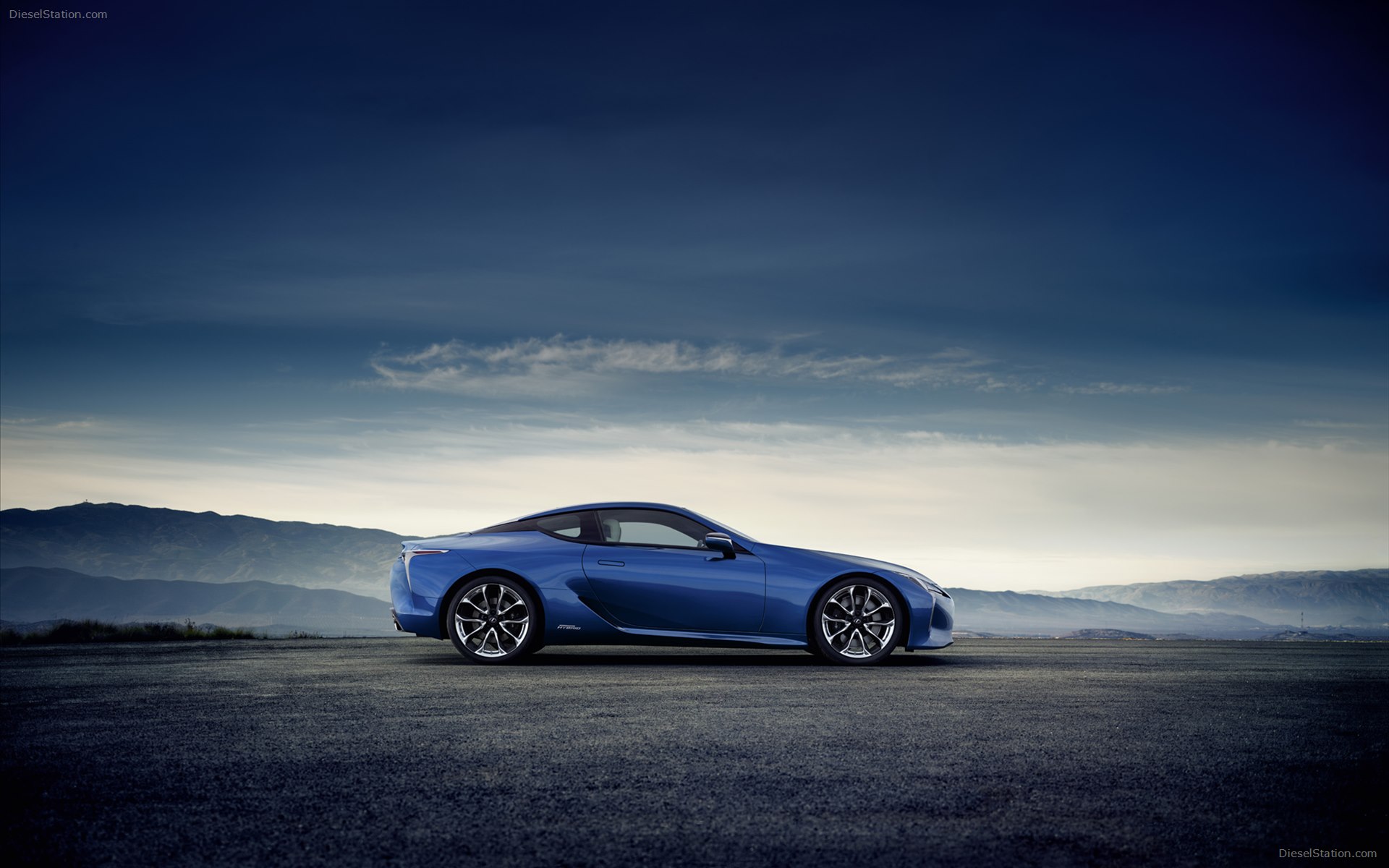 Lexus LC 500h 2017