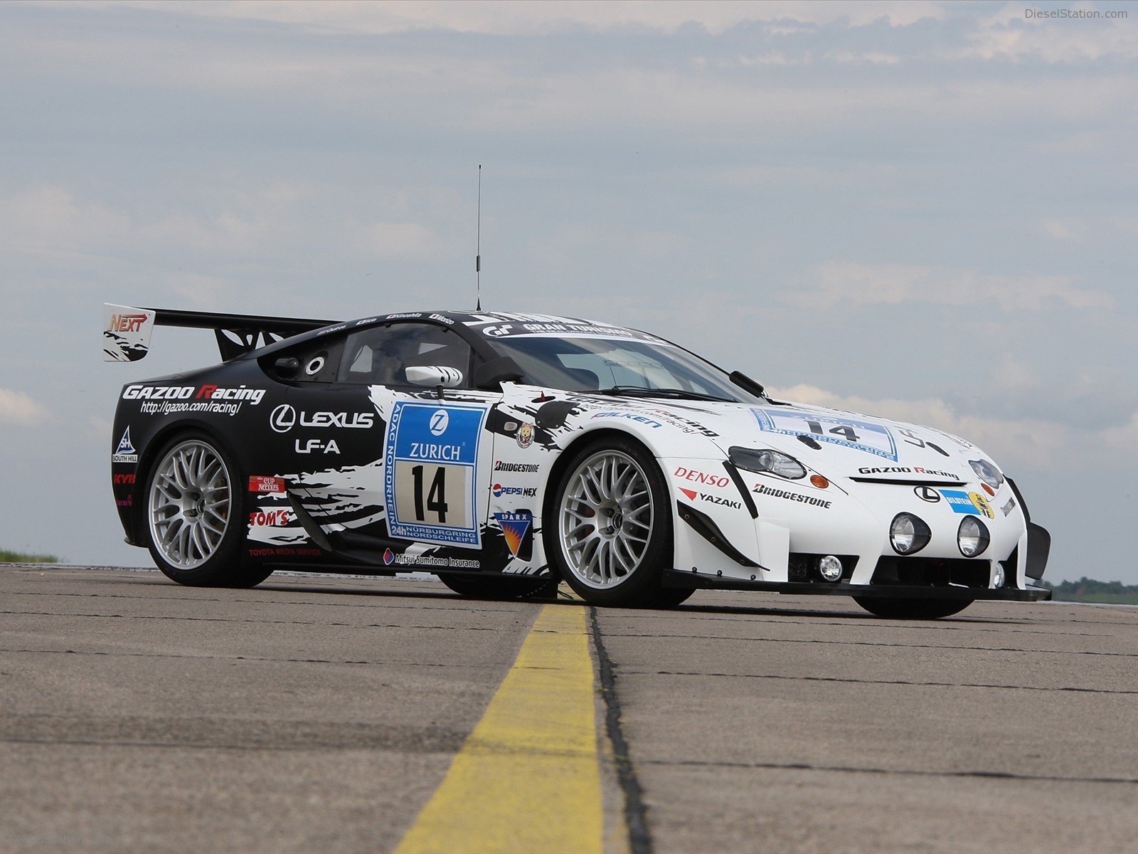 Lexus LF-A NUrburgring 24 racer