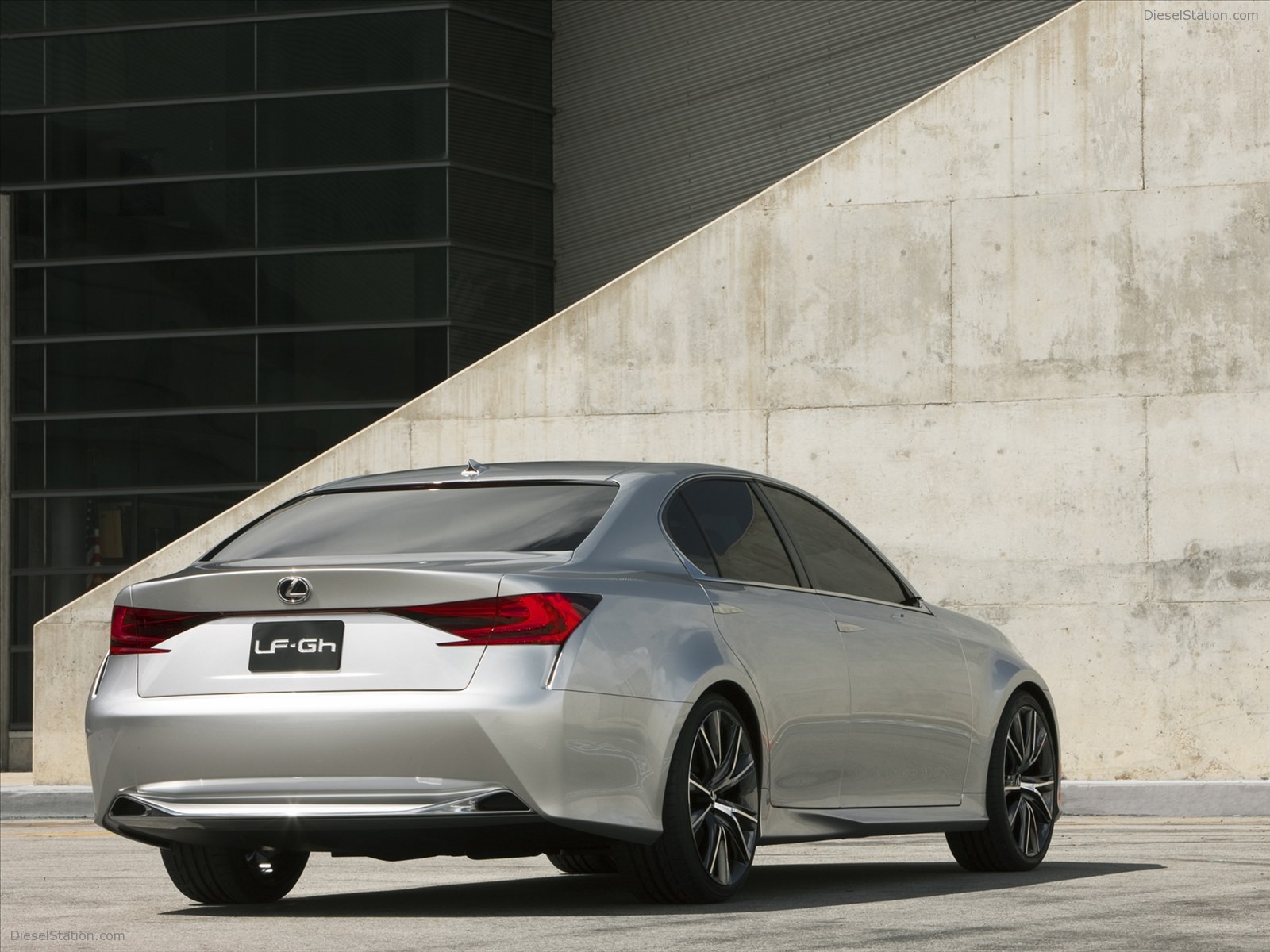 Lexus LF-GH Hybrid Concept 2011