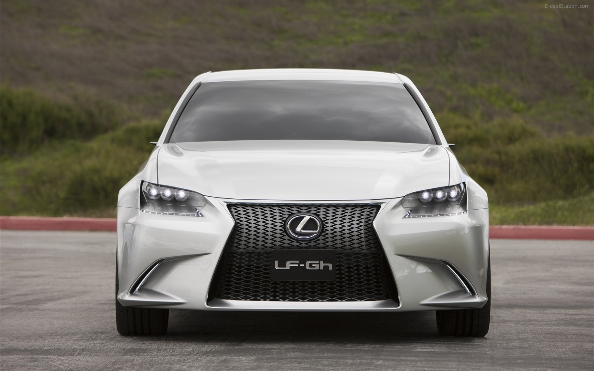 Lexus LF-GH Hybrid Concept 2011