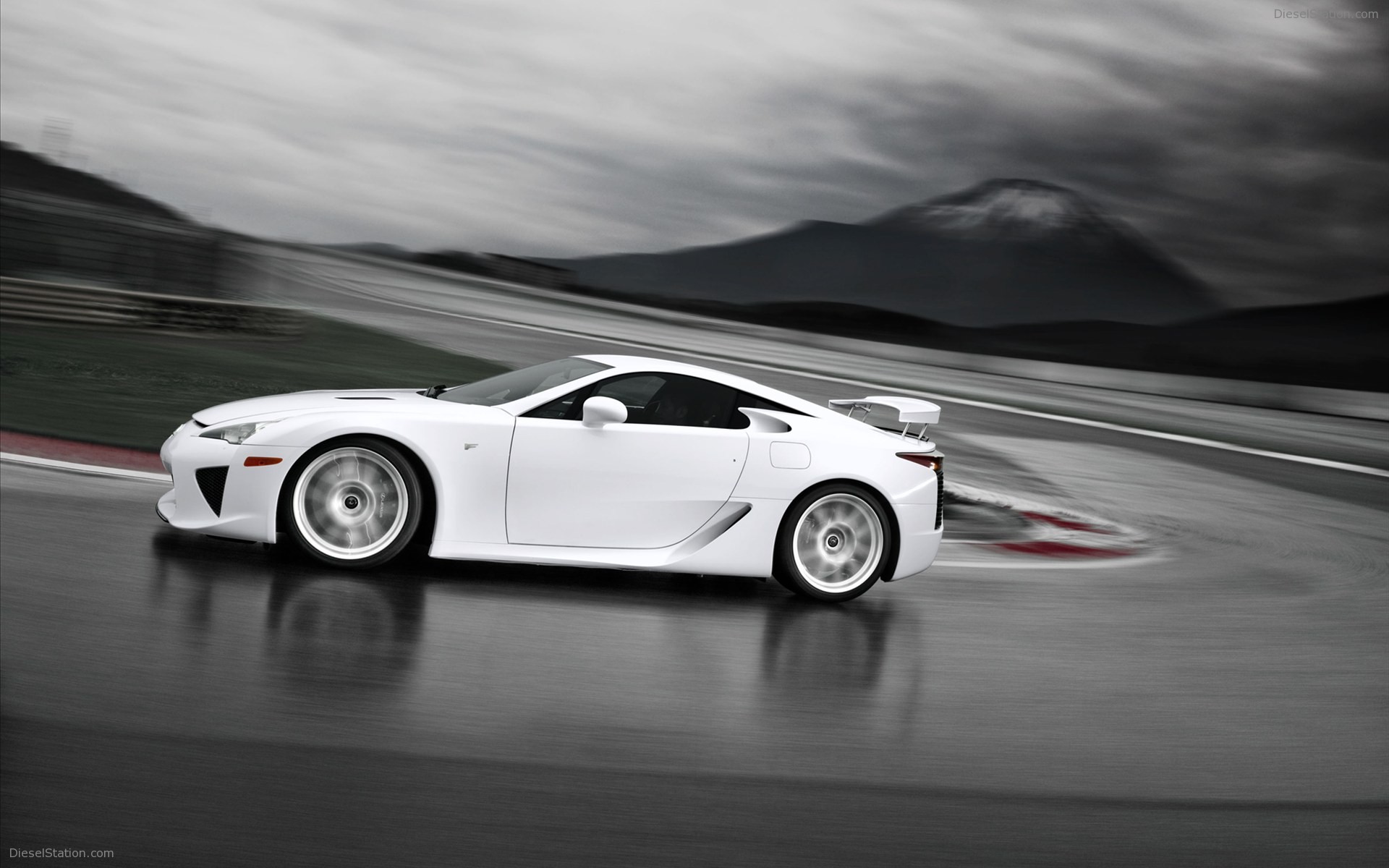 Lexus LFA 2012
