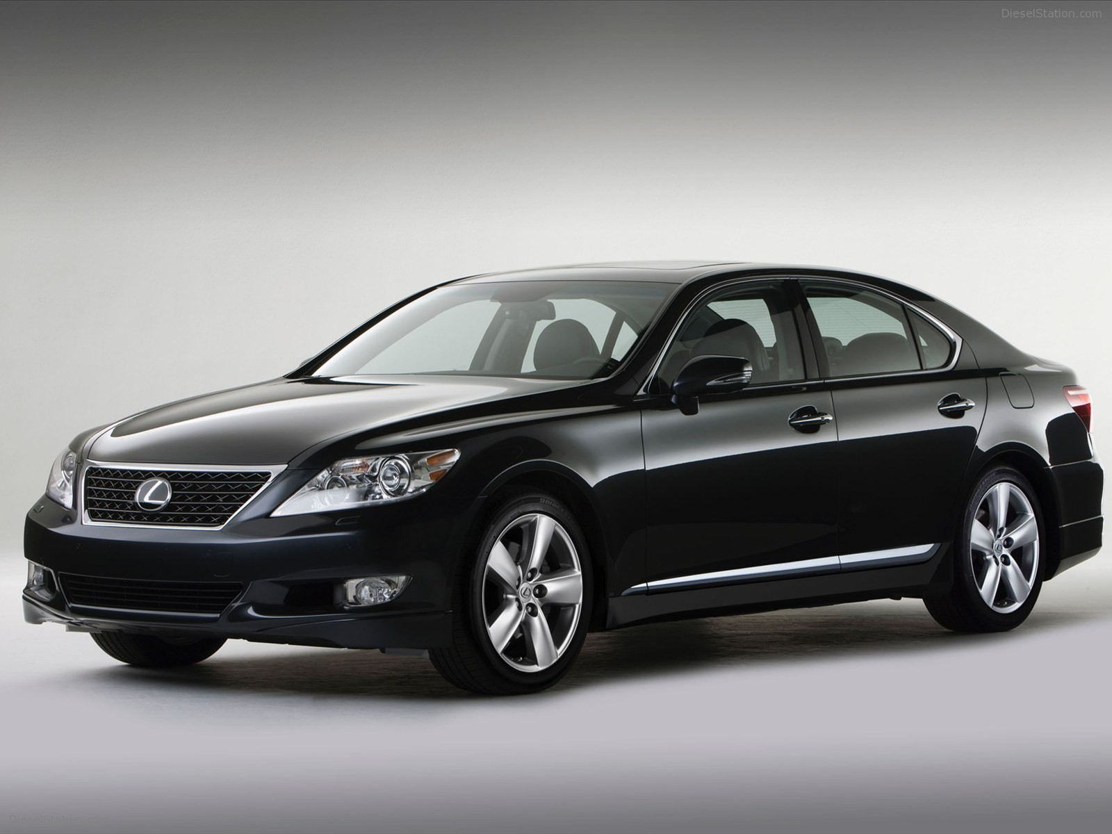 Lexus LS 460 Touring Edition 2011