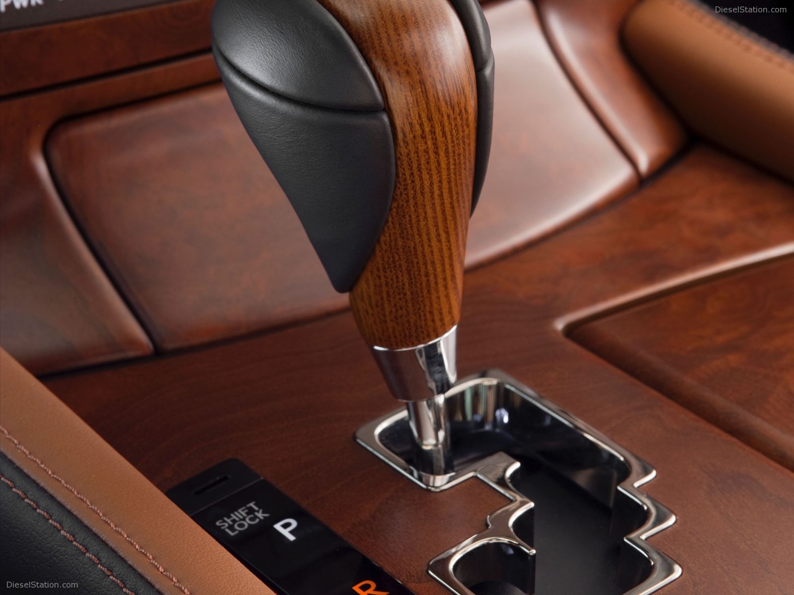 Lexus LS 460 Touring Edition 2011
