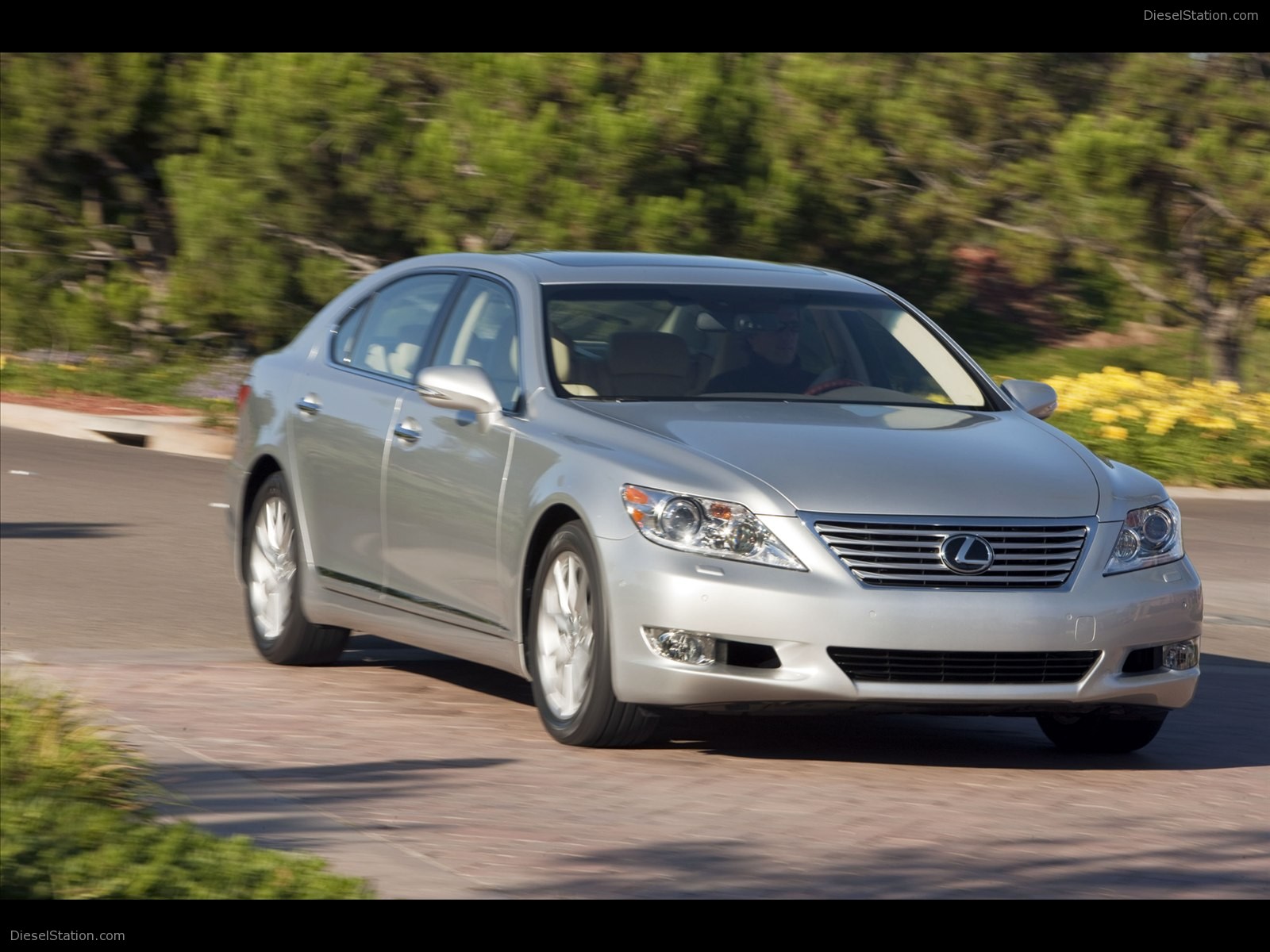 Lexus LS 460 L 2011