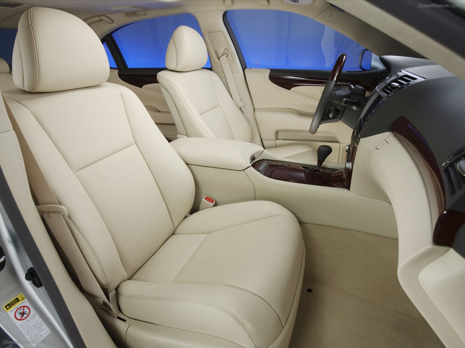 Lexus LS 460 L 2011