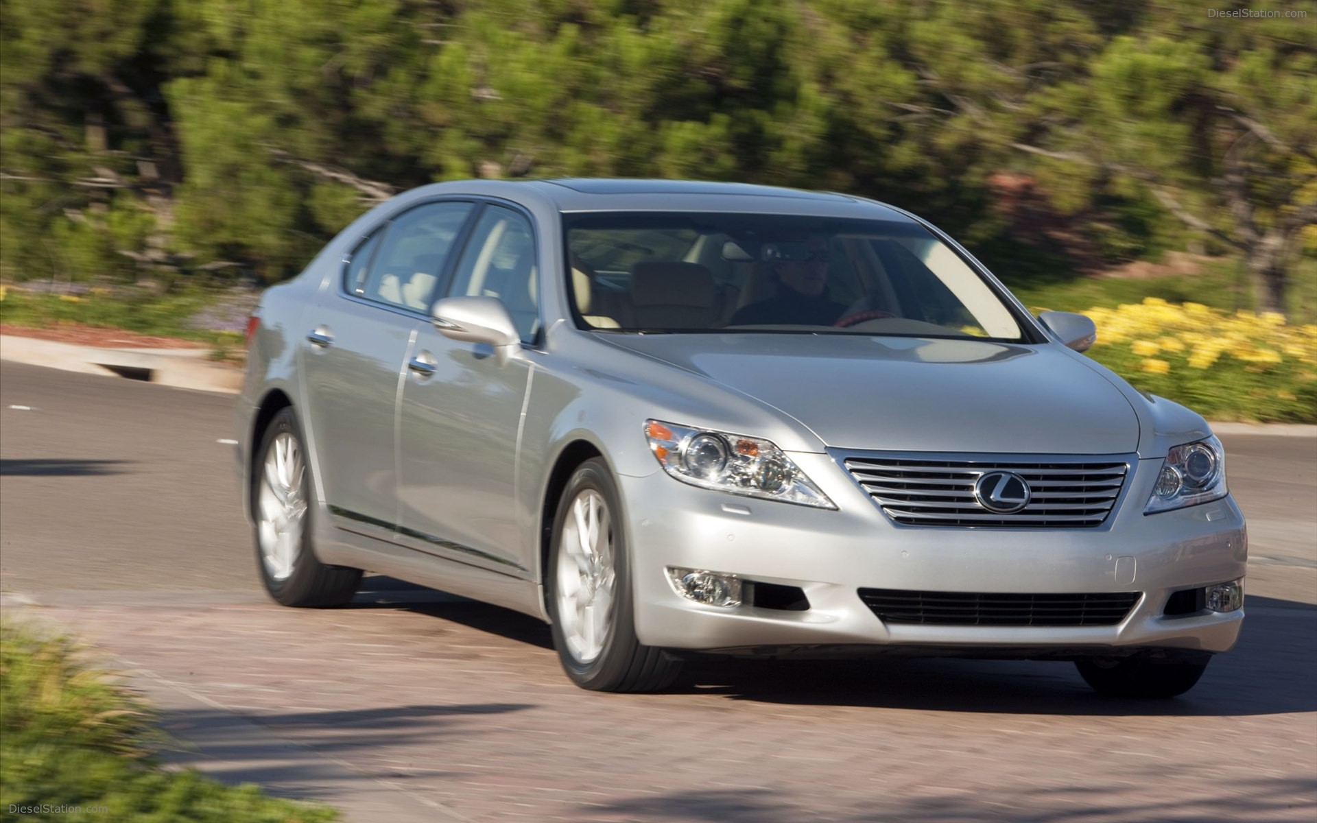 Lexus LS 460 L 2011