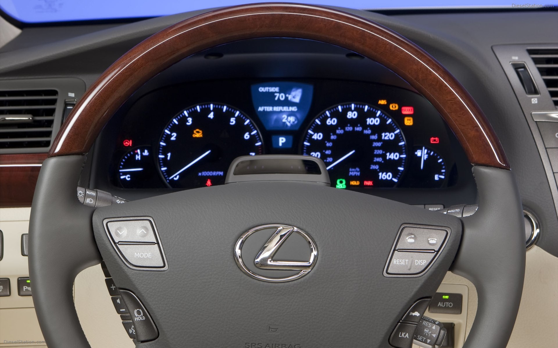 Lexus LS 460 L 2011