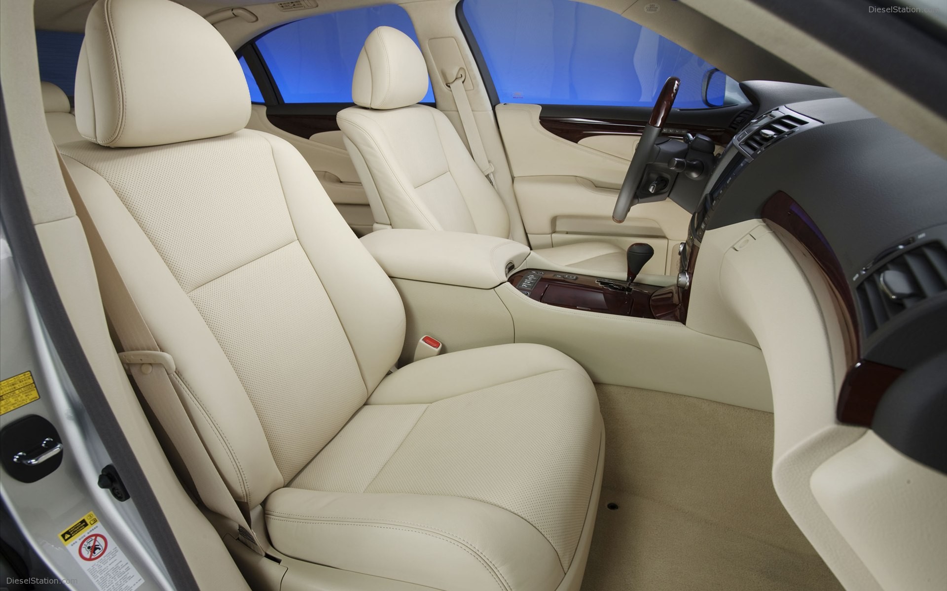Lexus LS 460 L 2011