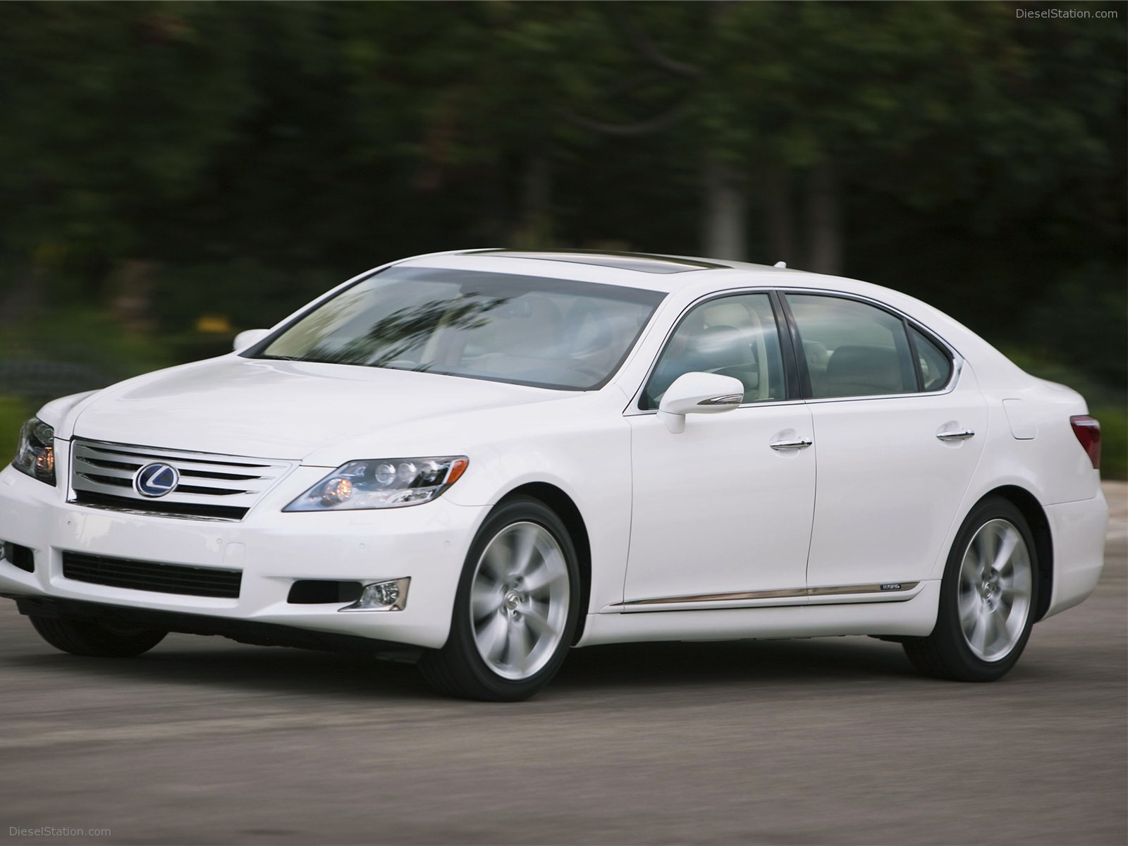 Lexus LS 600h L 2011