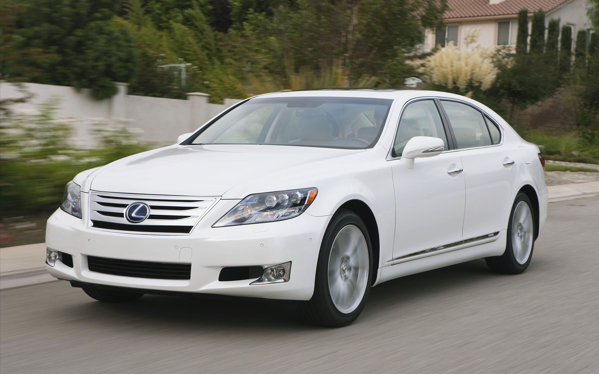 Lexus LS 600h L 2011