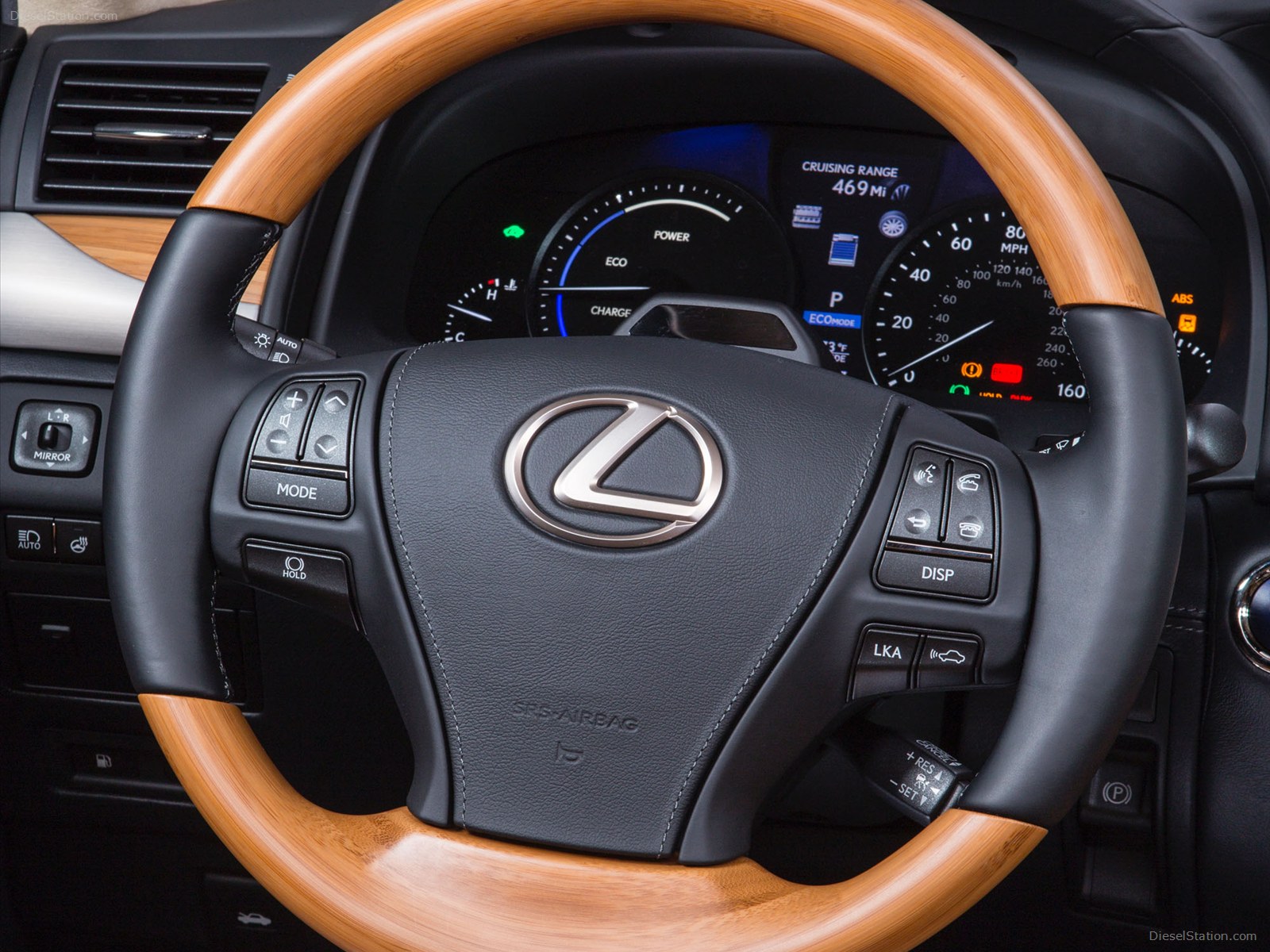 Lexus LS 600H L 2013