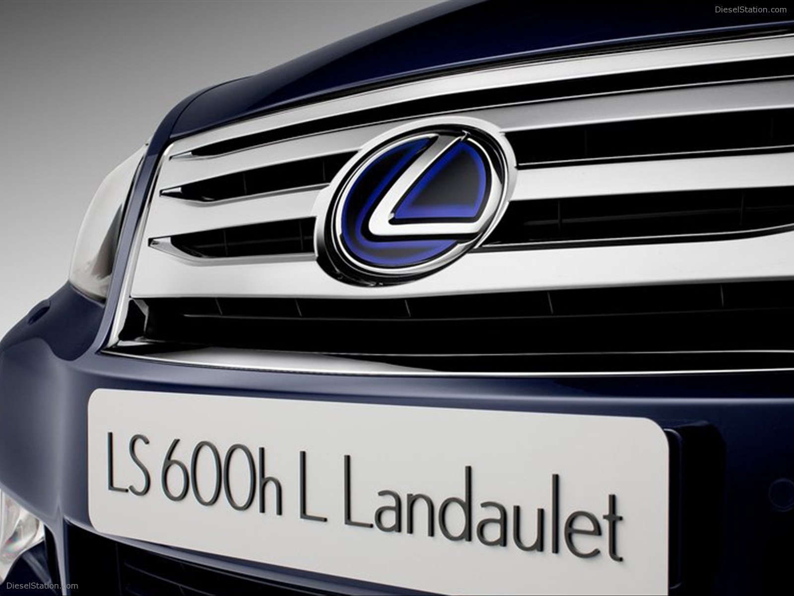 Lexus LS 600h L Landaulet 2011
