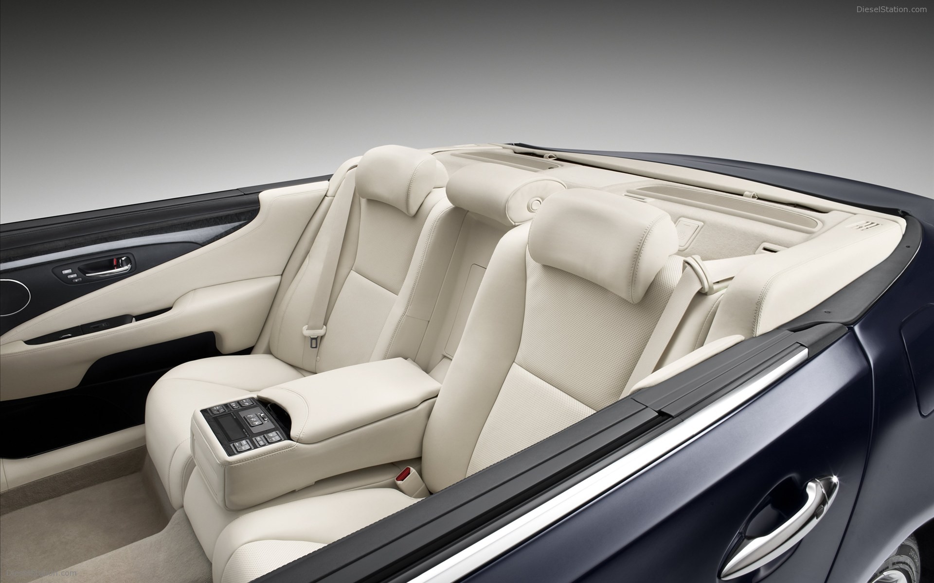 Lexus LS 600h L Landaulet 2011