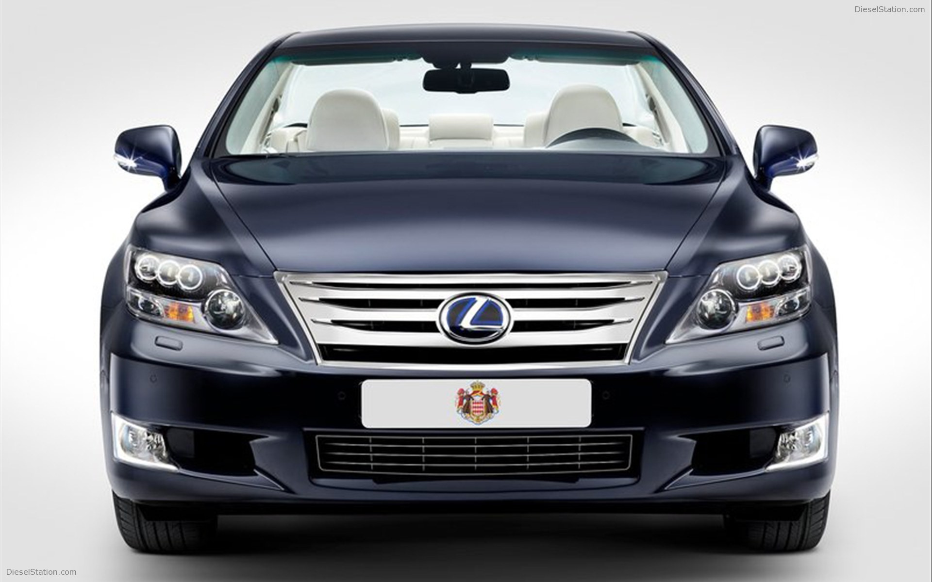 Lexus LS 600h L Landaulet 2011