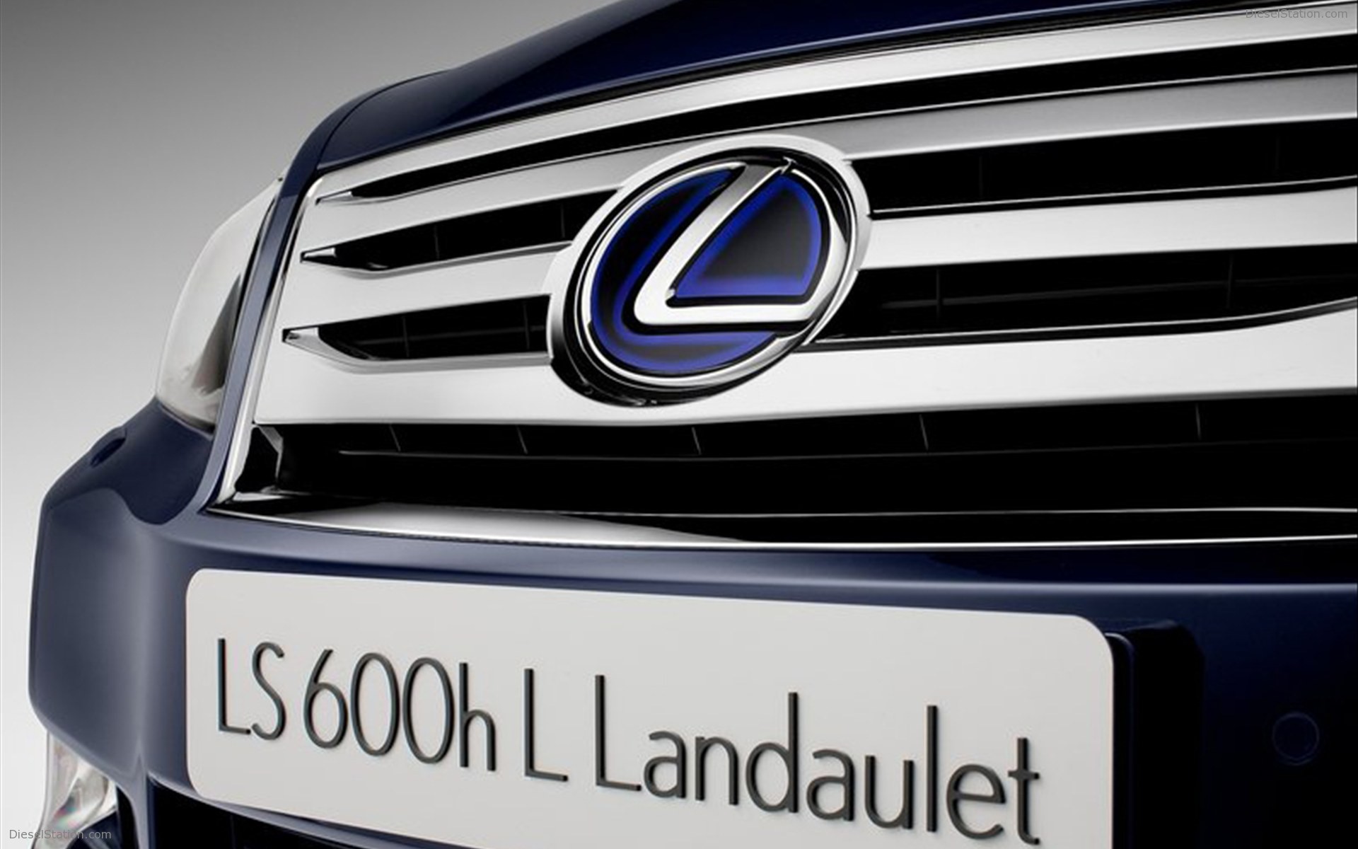 Lexus LS 600h L Landaulet 2011