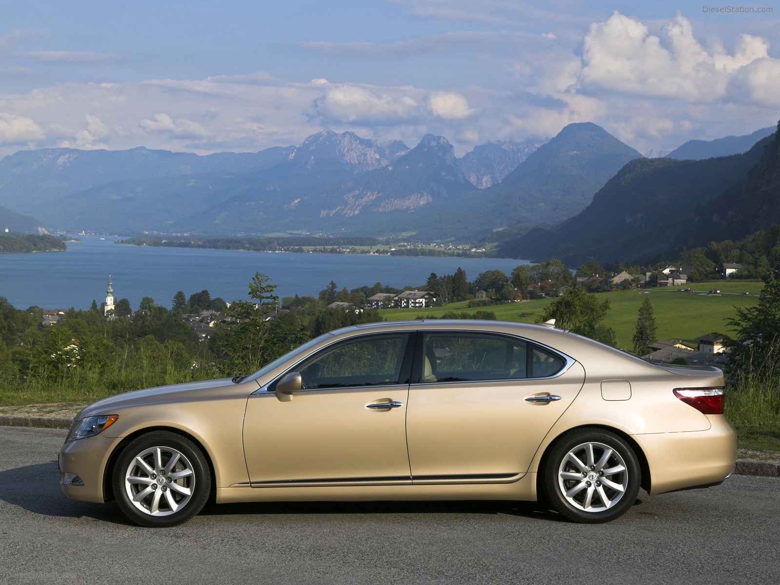 Lexus LS460