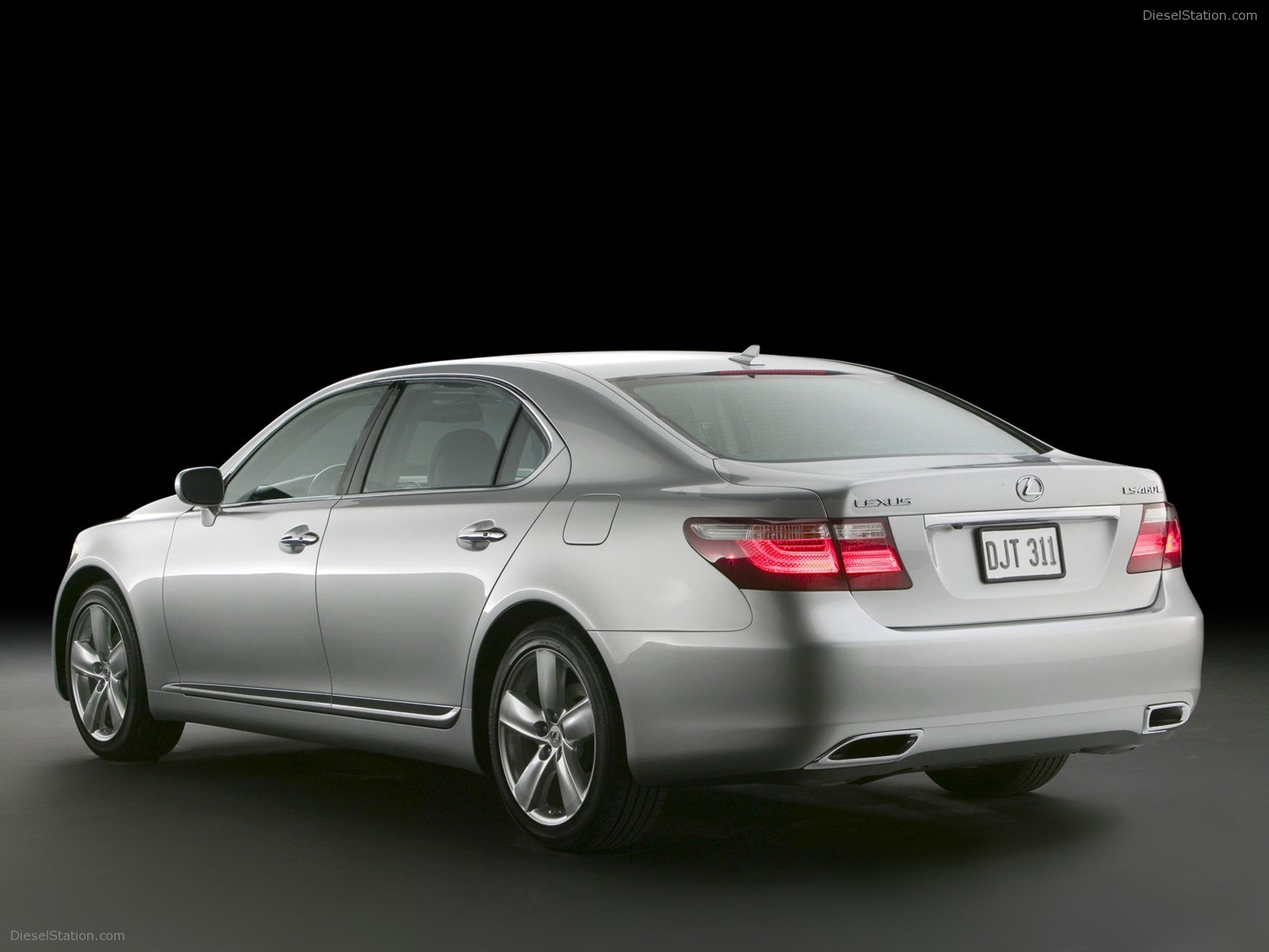 Lexus LS460
