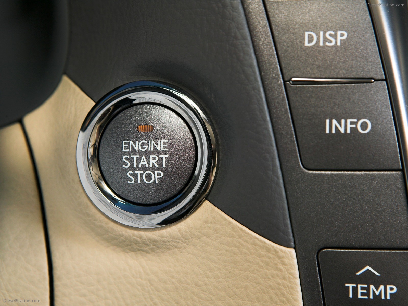 Lexus LS460