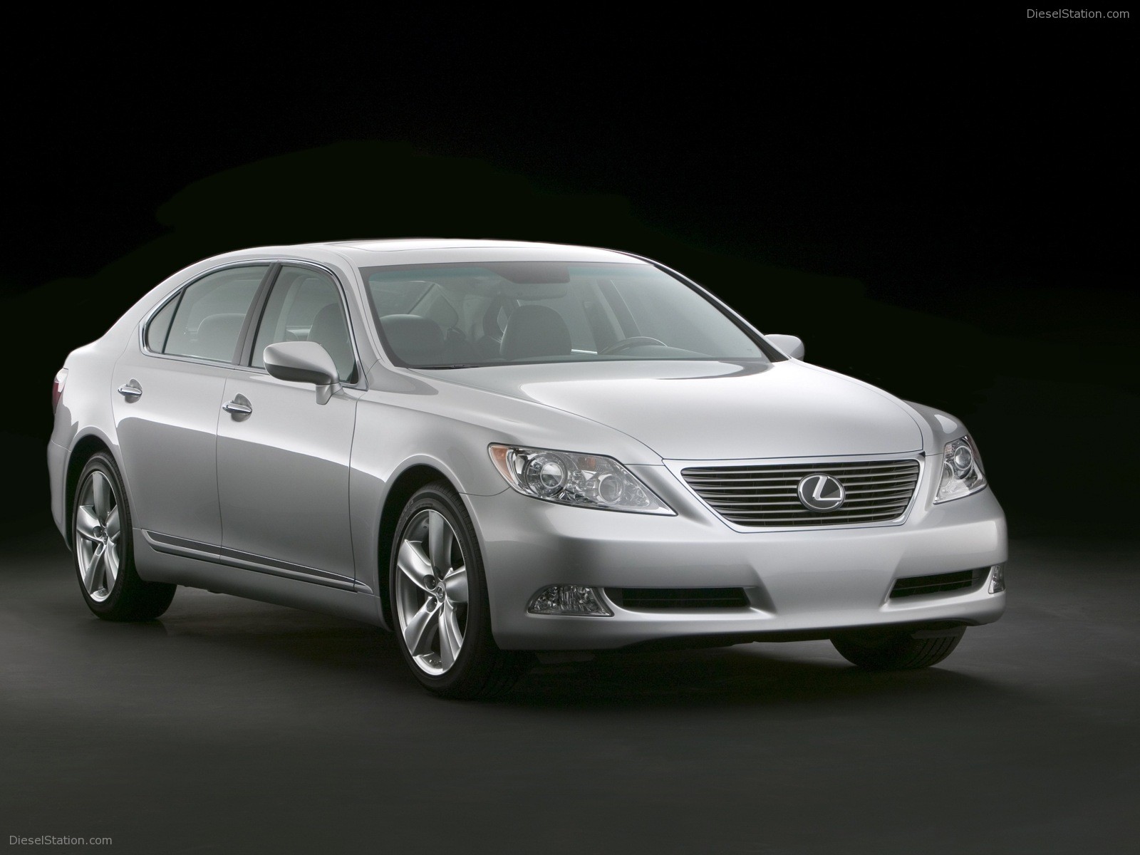 Lexus LS460