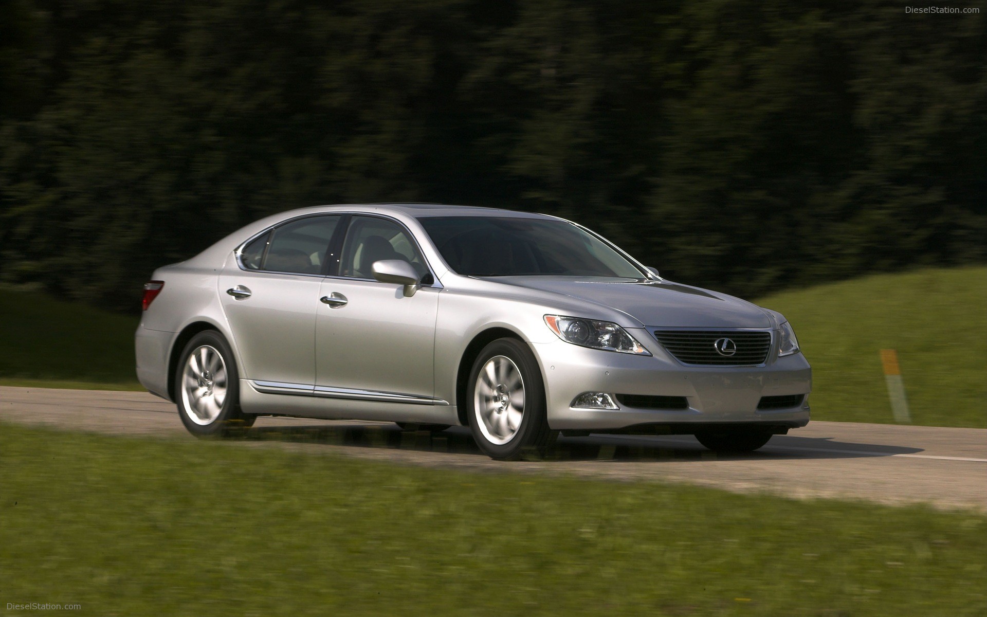Lexus LS460
