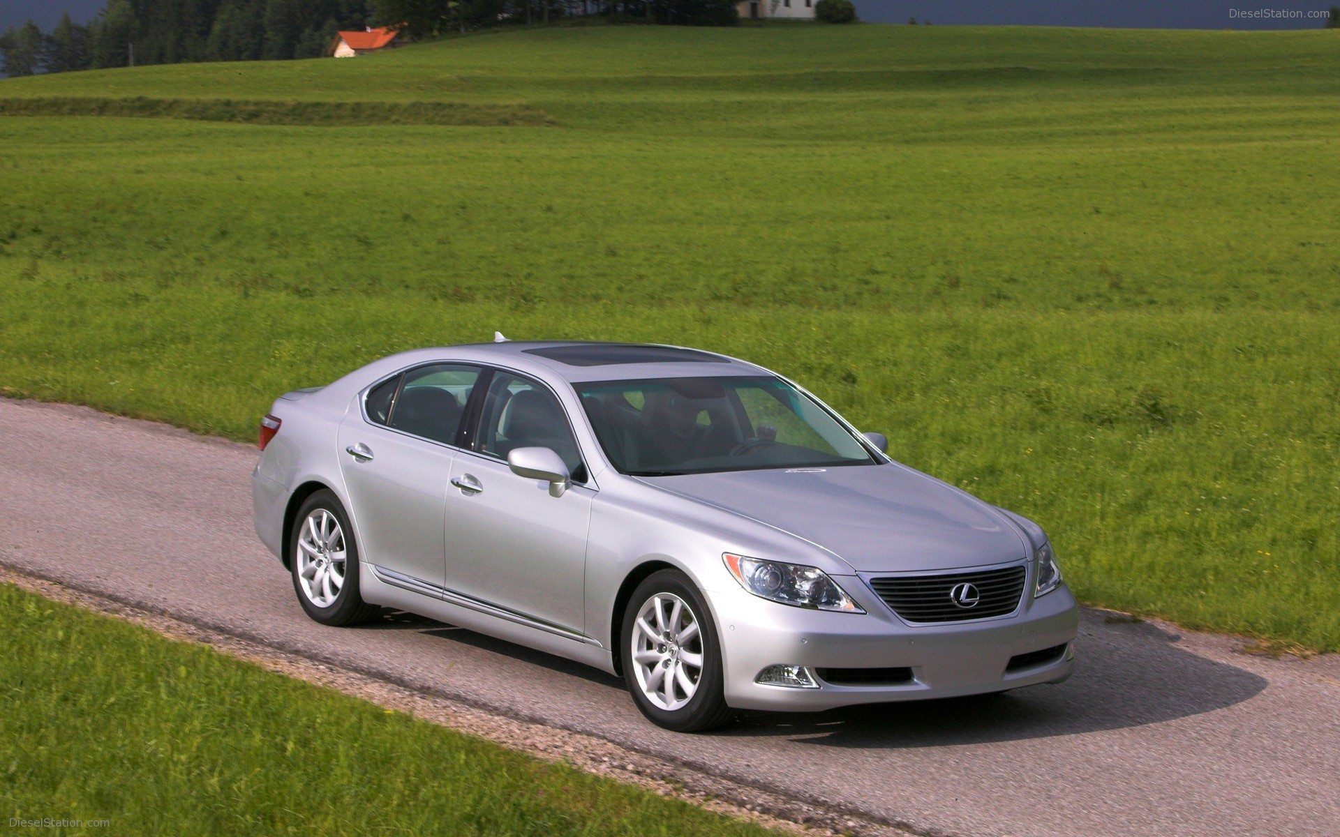 Lexus LS460