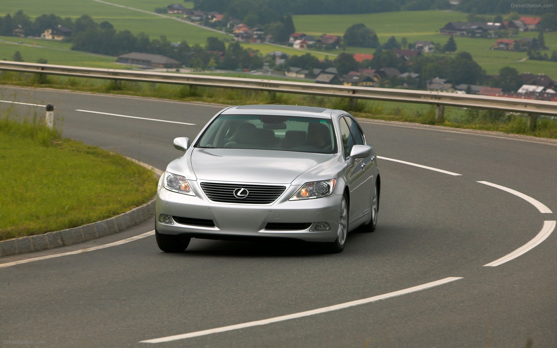 Lexus LS460