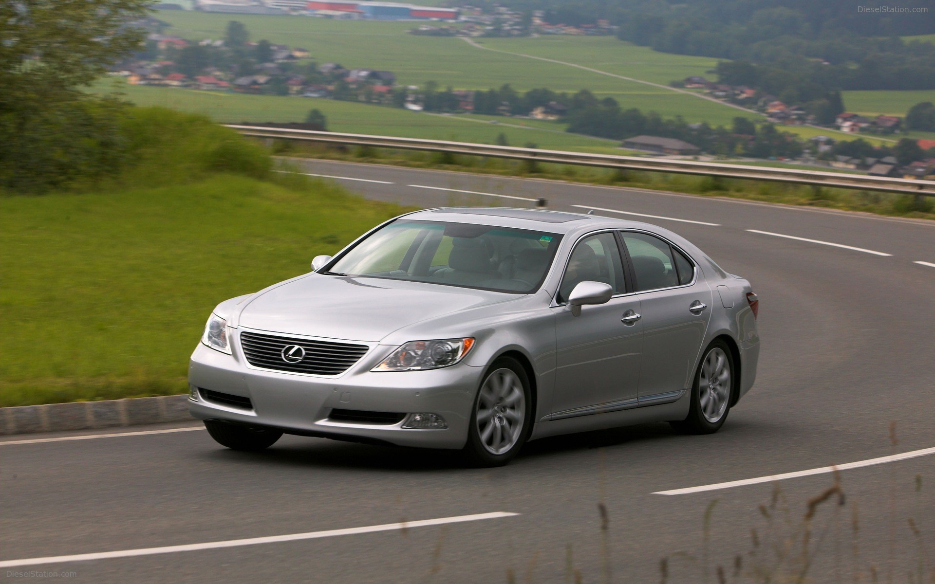 Lexus LS460