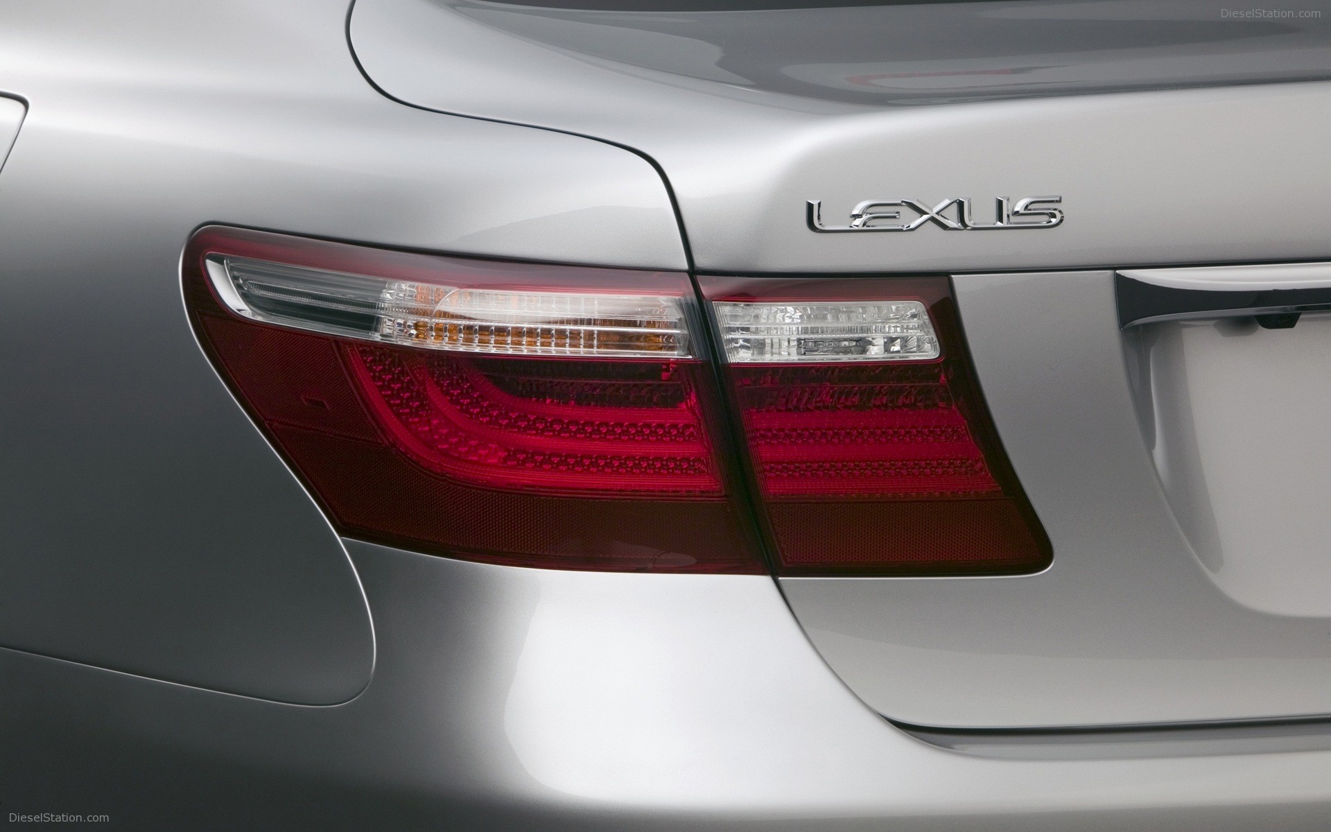 Lexus LS460