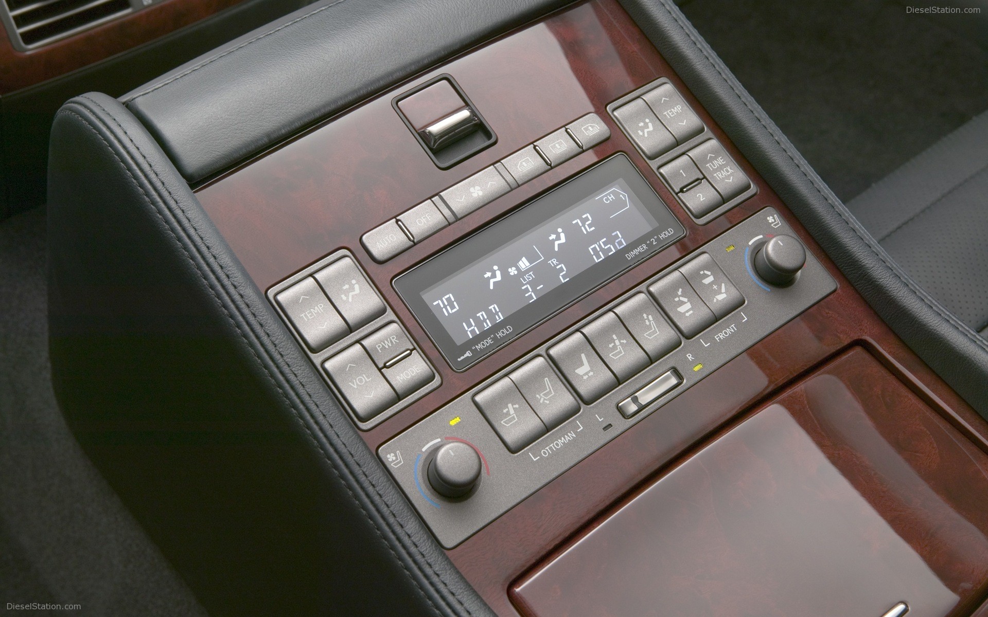 Lexus LS460
