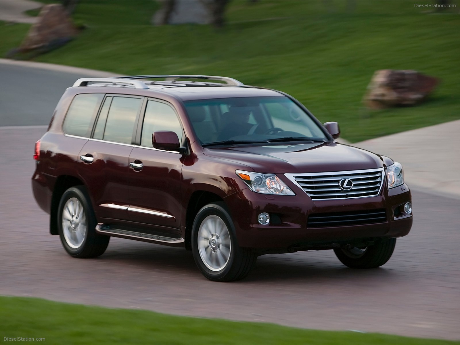 Lexus LX 570 2011